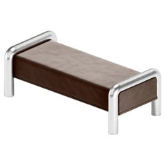 „Prowling“-Stoffbank mit Beinen aus gebürstetem Edelstahl von Furn Object