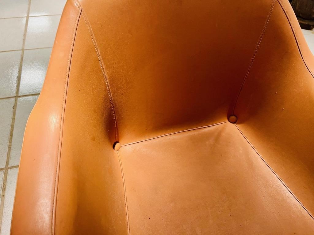 PRrhodes Paar brasilianische Rollstühle aus braunem Kunstleder und Metall 1970 (Sonstiges)