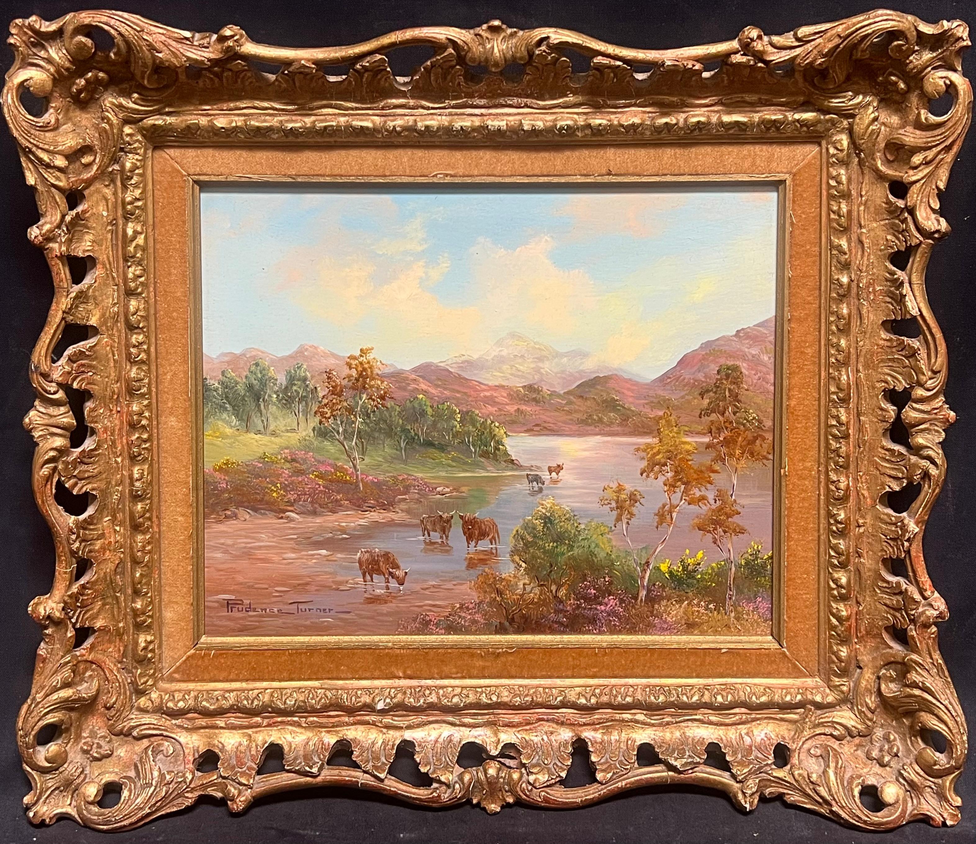 Landscape Painting de Prudence Turner - Ganado de las Tierras Altas Pastando Escocia Paisaje de Loch Rannoch cuadro al óleo firmado