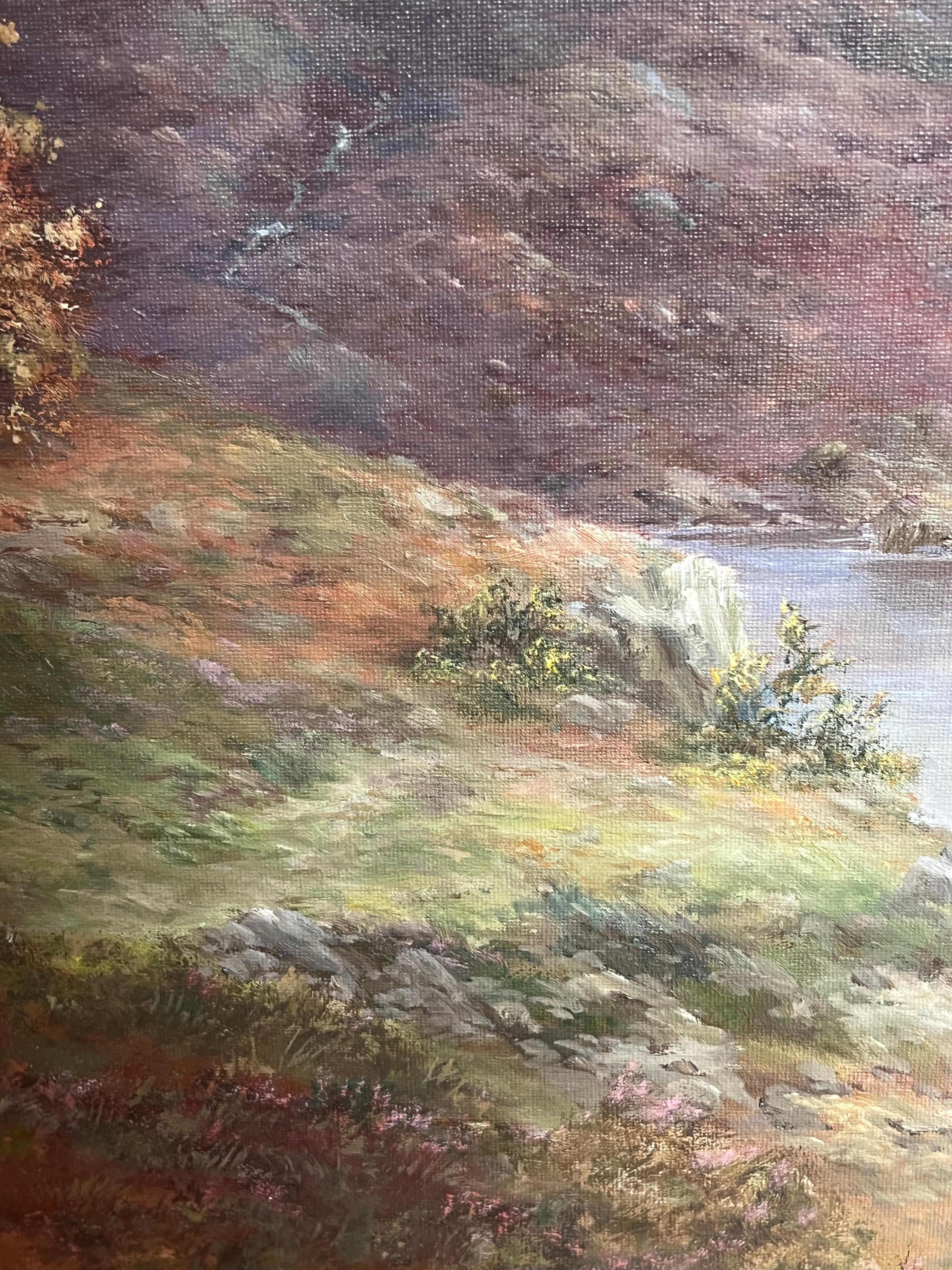 Riesiges schottisches Ölgemälde Hirsche in bergiger Herbstlandschaft Signiert Gerahmt im Angebot 2