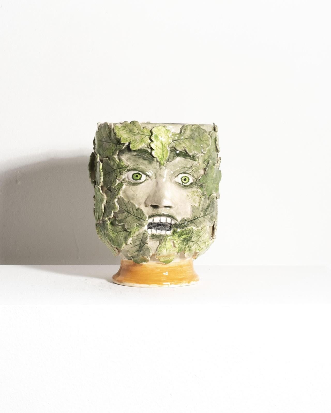 Faïence décorée
H17,5 x P12 cm