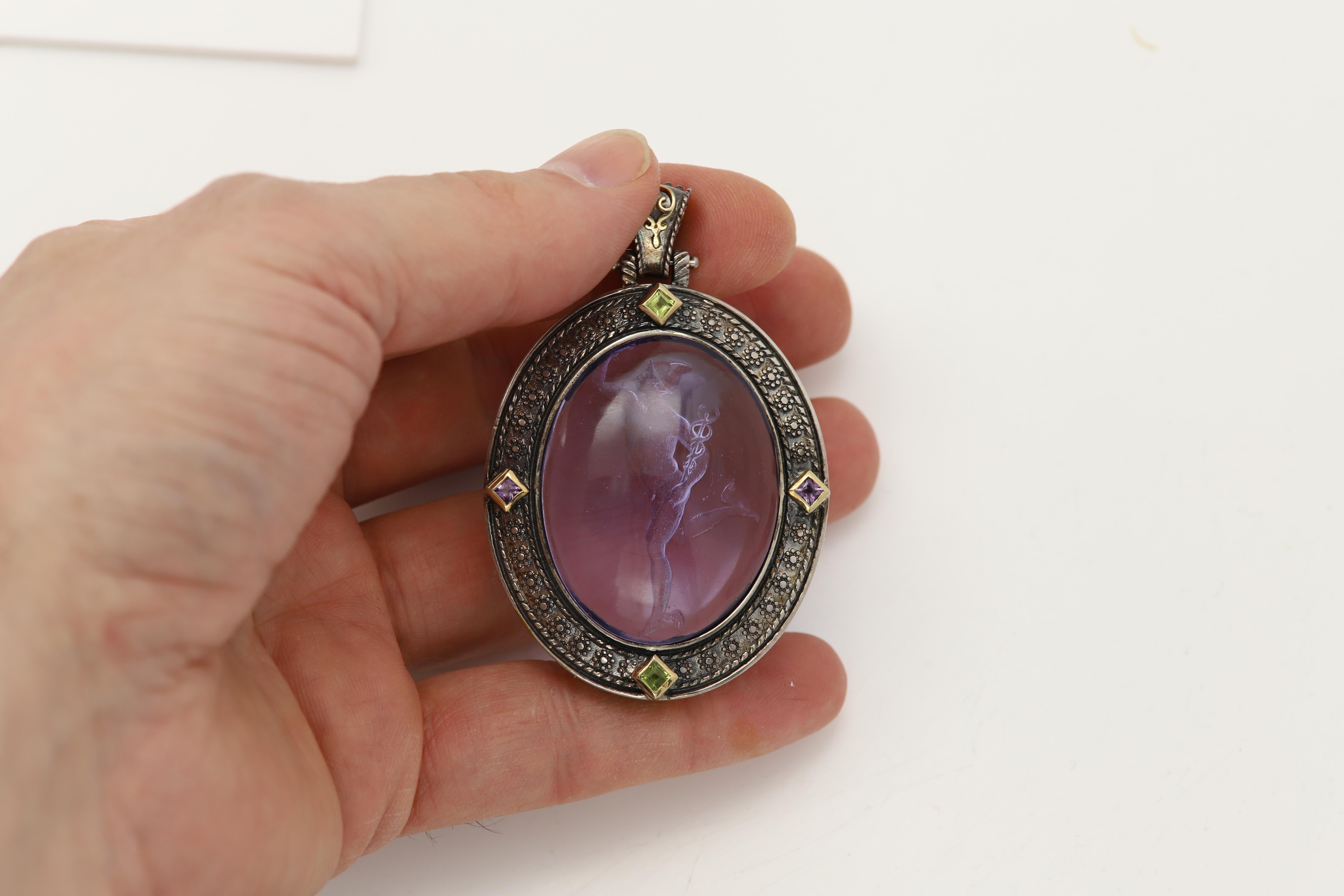 Vintage Murano Glass Pendant Italian Glass Cameo of Greek Hermes God In New Condition For Sale In Brooklyn, NY