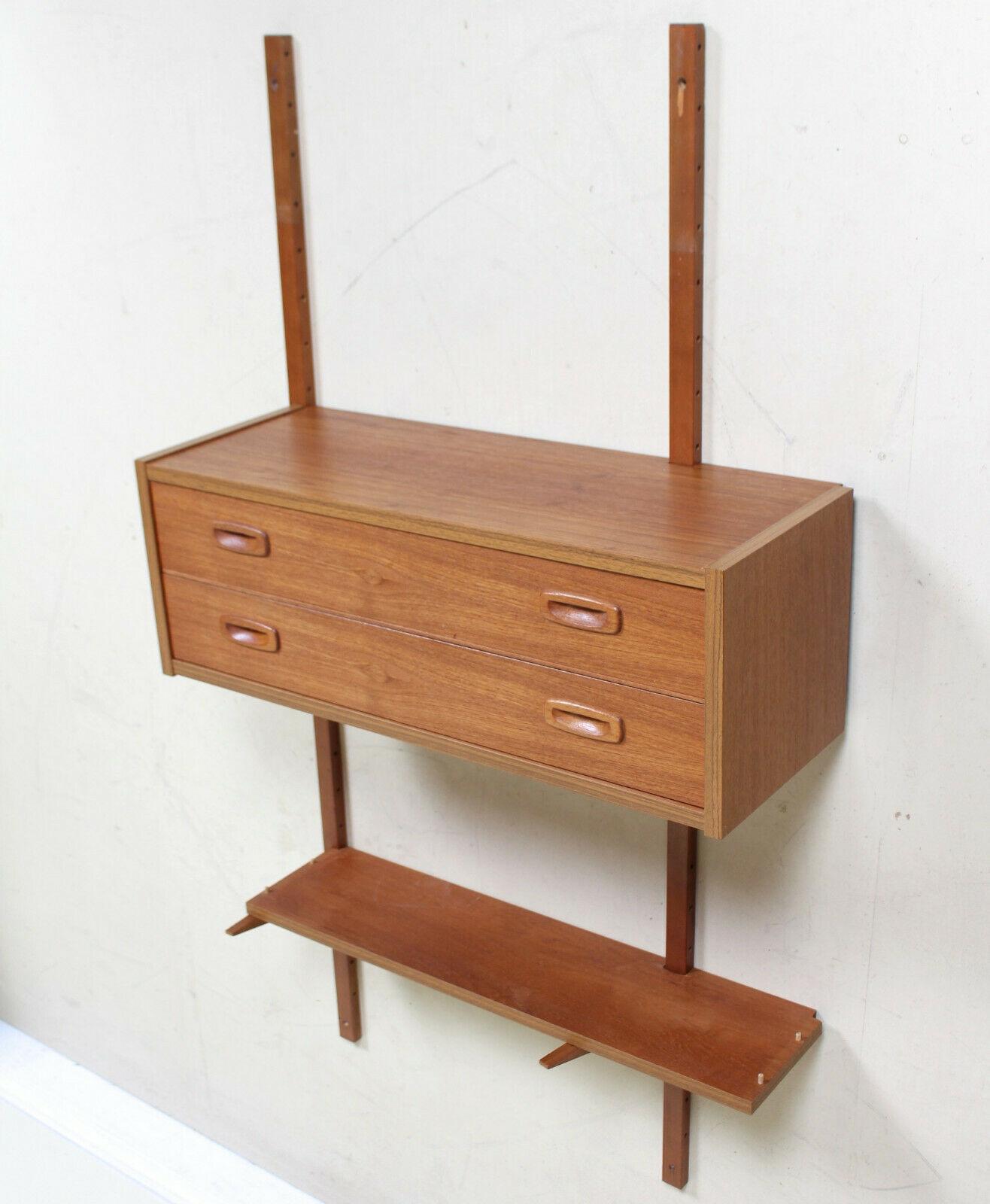 PS system teak shelving unit.

Peter Sorensen for Randers Møbelfabrik. Denmark, circa 1965.