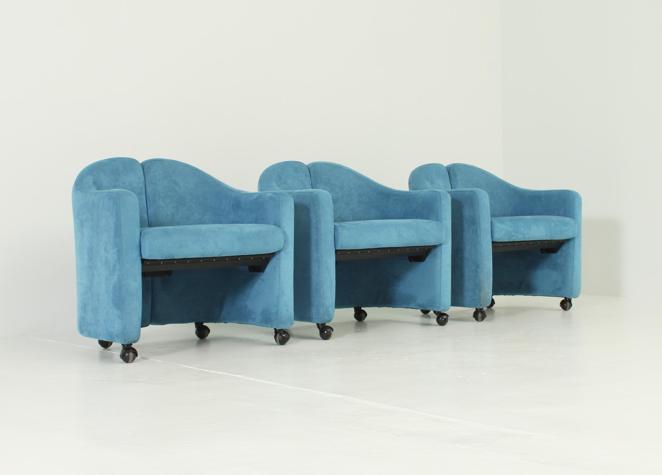 PS142 armchair designed in 1966 by Eugenio Gerli for Tecno, Italy. Metal frame upholstered with original blue nubuck leather. 
Three pieces available.