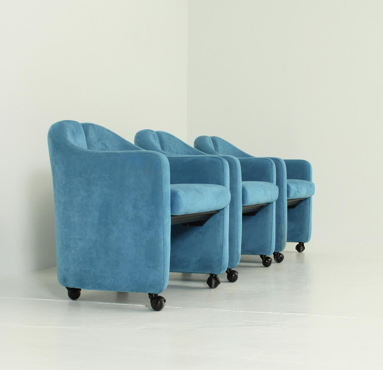 Mid-20th Century PS142 Armchair by Eugenio Gerli in Blue Nubuck Leather