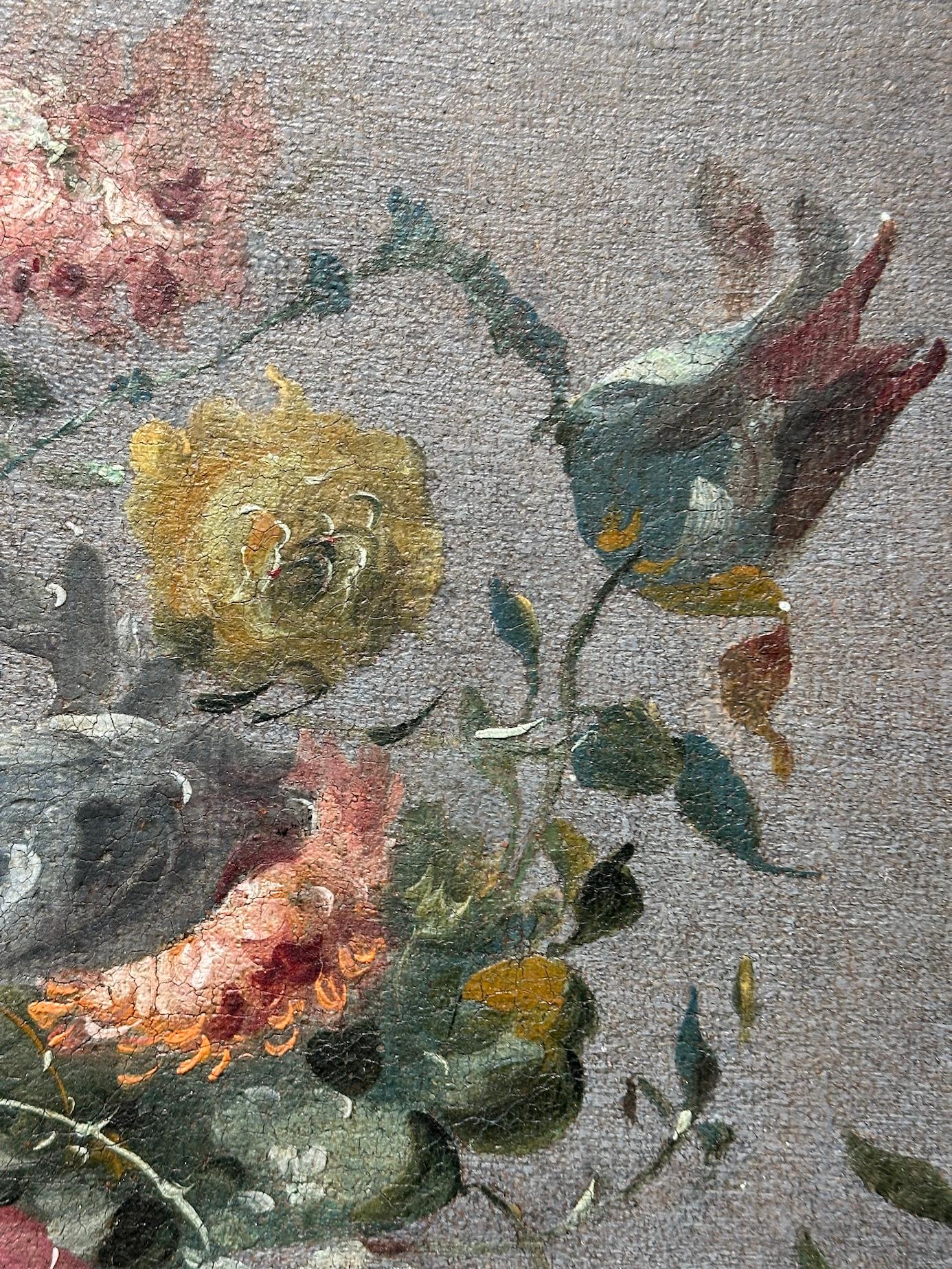 Natura morta di fiori veneziana del XVIII secolo, vaso classico su un ripiano di marmo in vendita 4