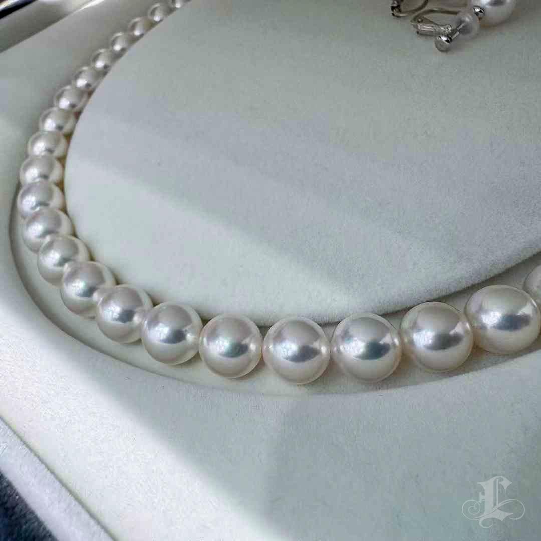 PSL Aurora Hanadama Certified  Akoya Pearl Necklace & Clip-On Earrings Set en Nuevo estado para la venta en New York, NY