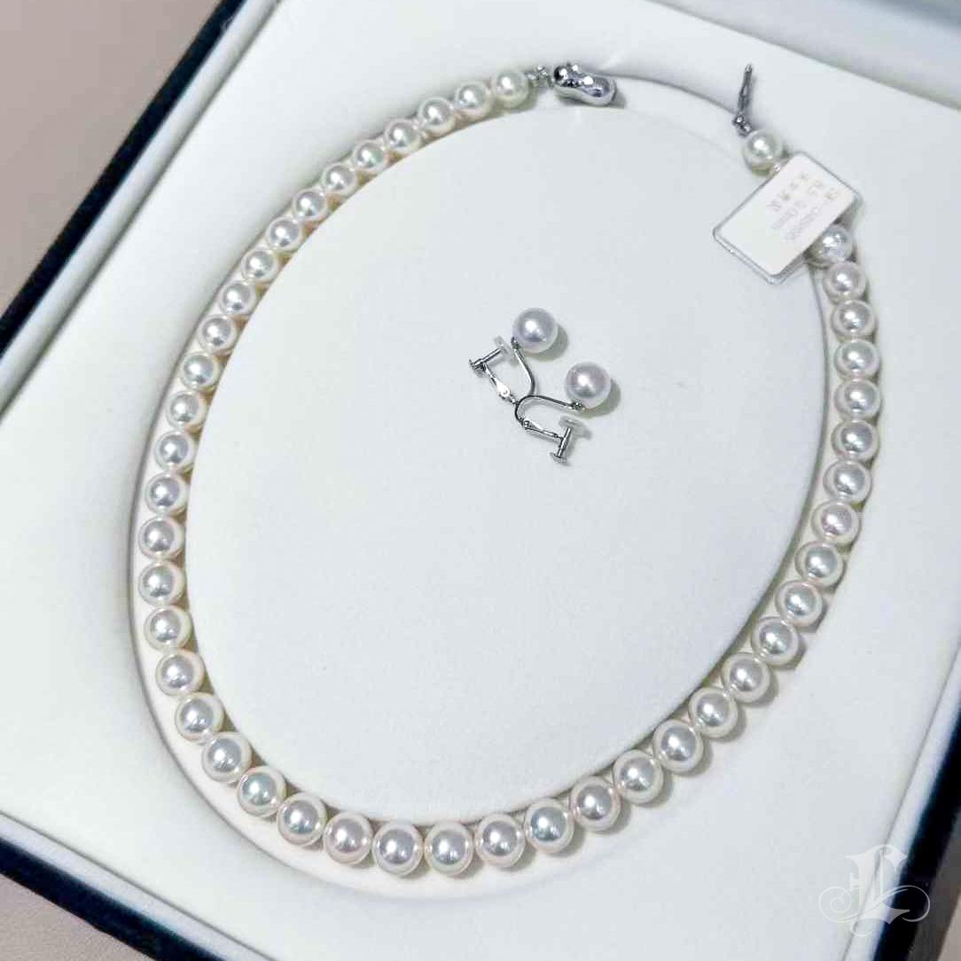 PSL Aurora Hanadama Certified  Akoya Pearl Necklace & Clip-On Earrings Set en venta 4