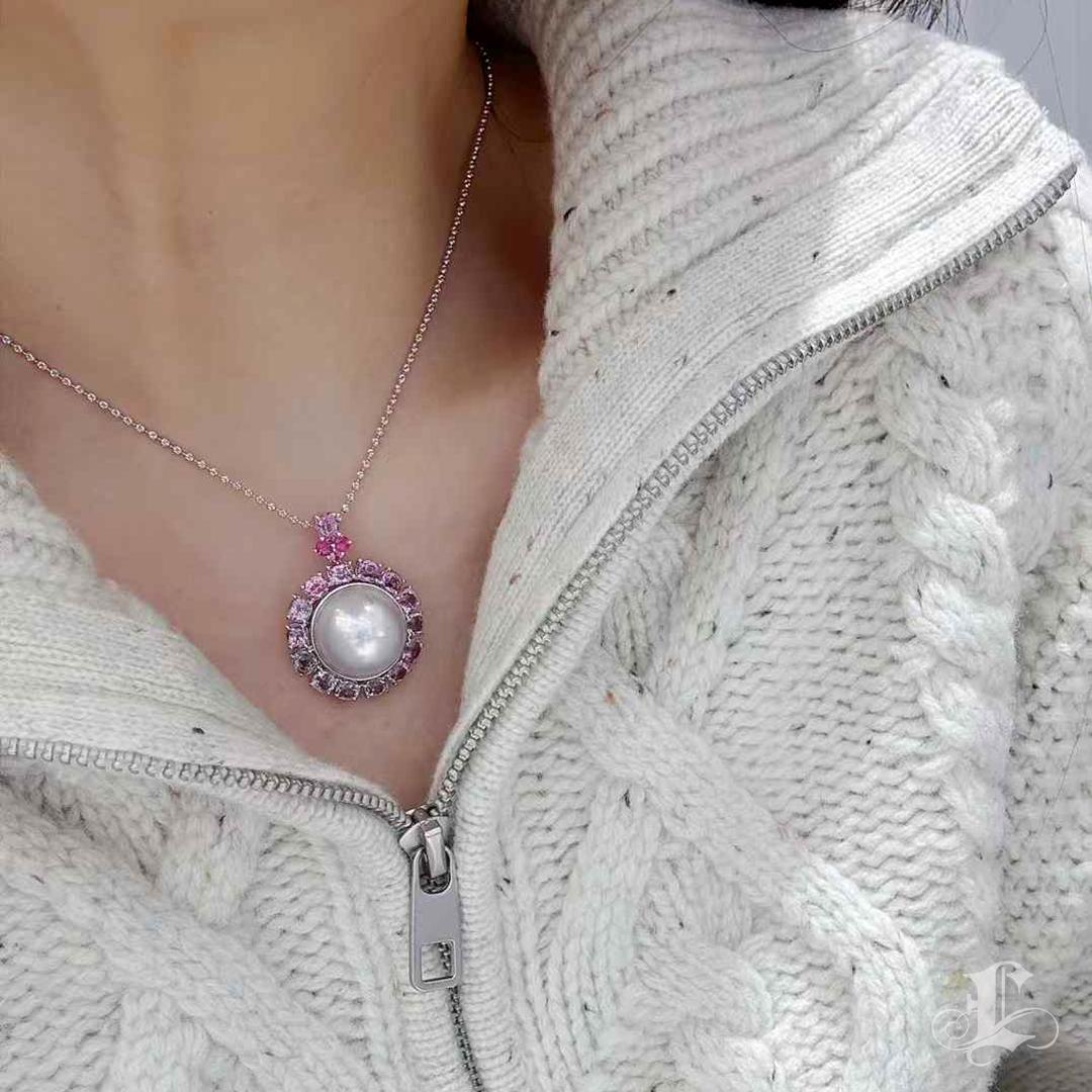 【Corona Radiance】PSL Certificado Aurora 18mm Mabe Pearl Burmese Spinel Pendant Sin cortar en venta