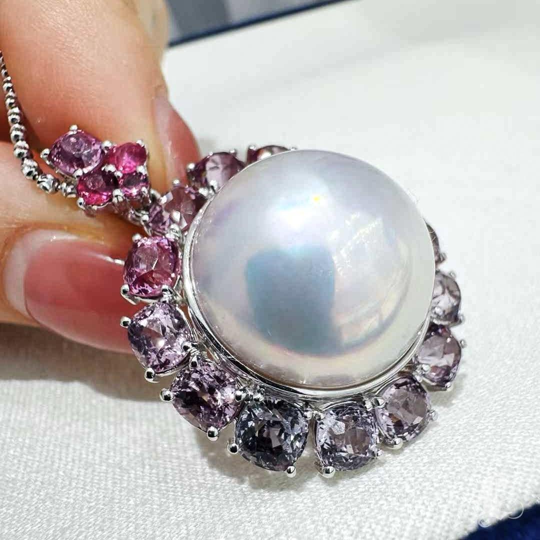 【Corona Radiance】PSL Certificado Aurora 18mm Mabe Pearl Burmese Spinel Pendant en venta 4