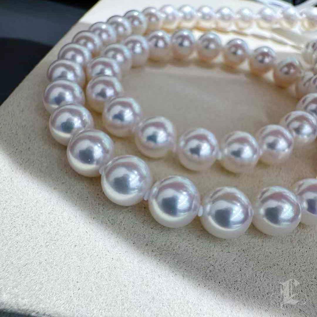 Conjunto de collar y pendientes de perlas Akoya Aurora Hanadama con certificado PSL en venta 2