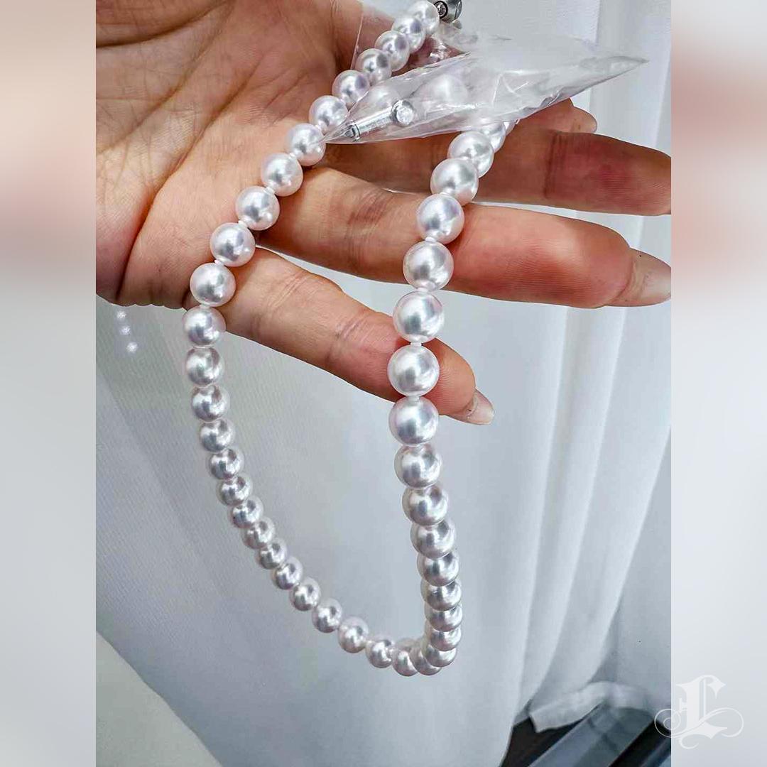 Conjunto de collar y pendientes de perlas Akoya Aurora Hanadama con certificado PSL en venta 4