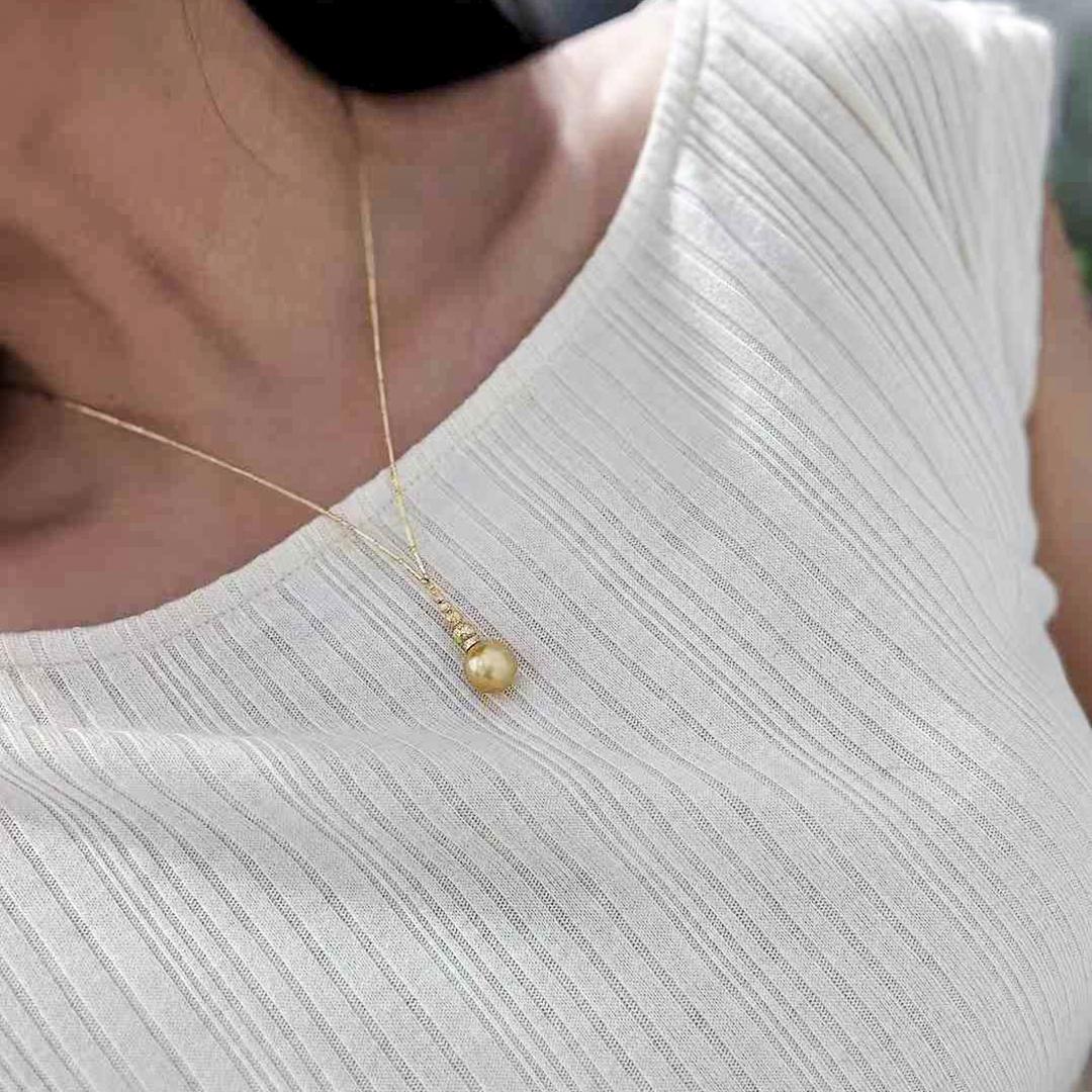 【Corona Radiante】PSL Certificado Cadena de Oro Perla del Mar del Sur y Collar Grabado Y Sin cortar en venta