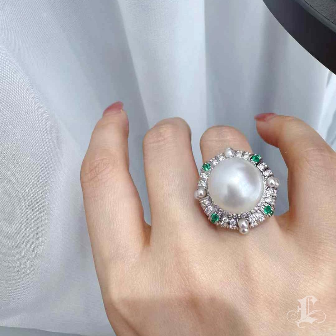 Uncut 【Crown Radiance】PSL VENUS Certified South Sea Pearl & Emerald Diamond Ring For Sale