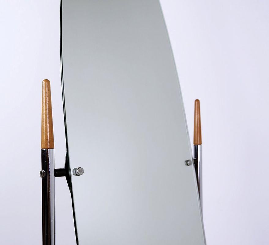 Psyche Mirror Chrome and wood - 1970s For Sale 5