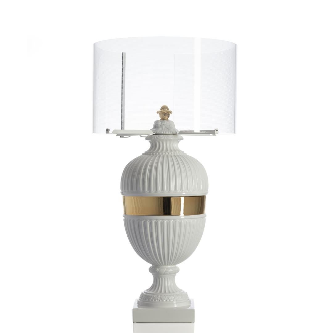 Contemporary Psyche Touch Lamp, White & Gold For Sale