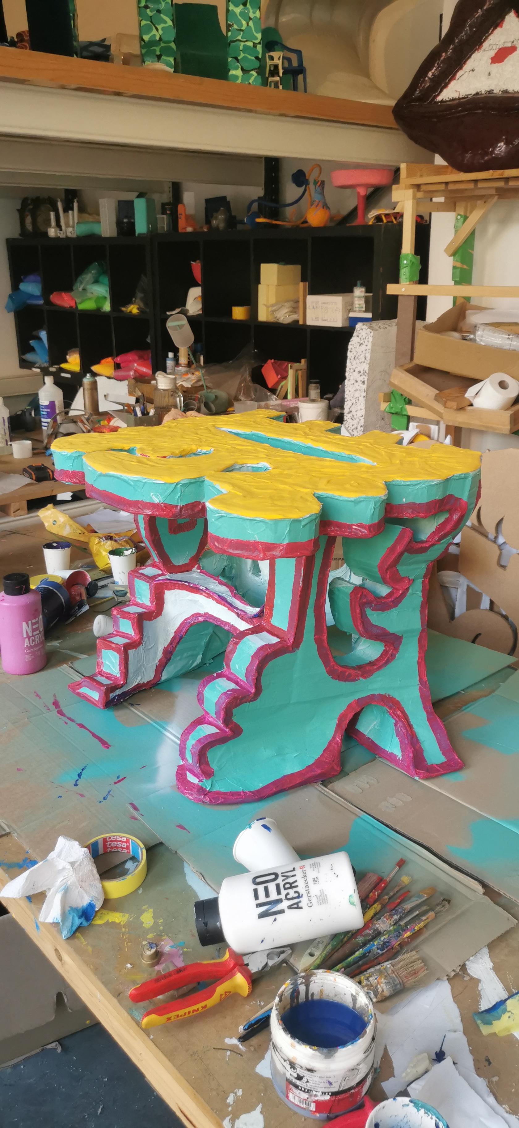 Psychedelic Coffee Table In New Condition For Sale In AMSTERDAM, NL