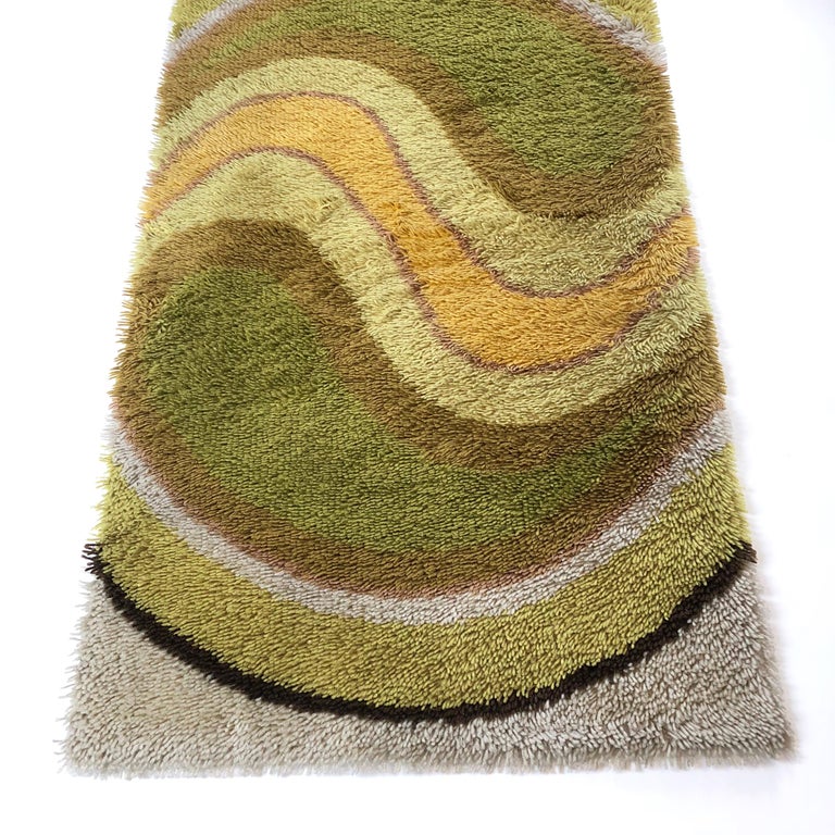 Psychedelic Vintage 1970s Modernist High Pile Op Art Carpet Rug ...