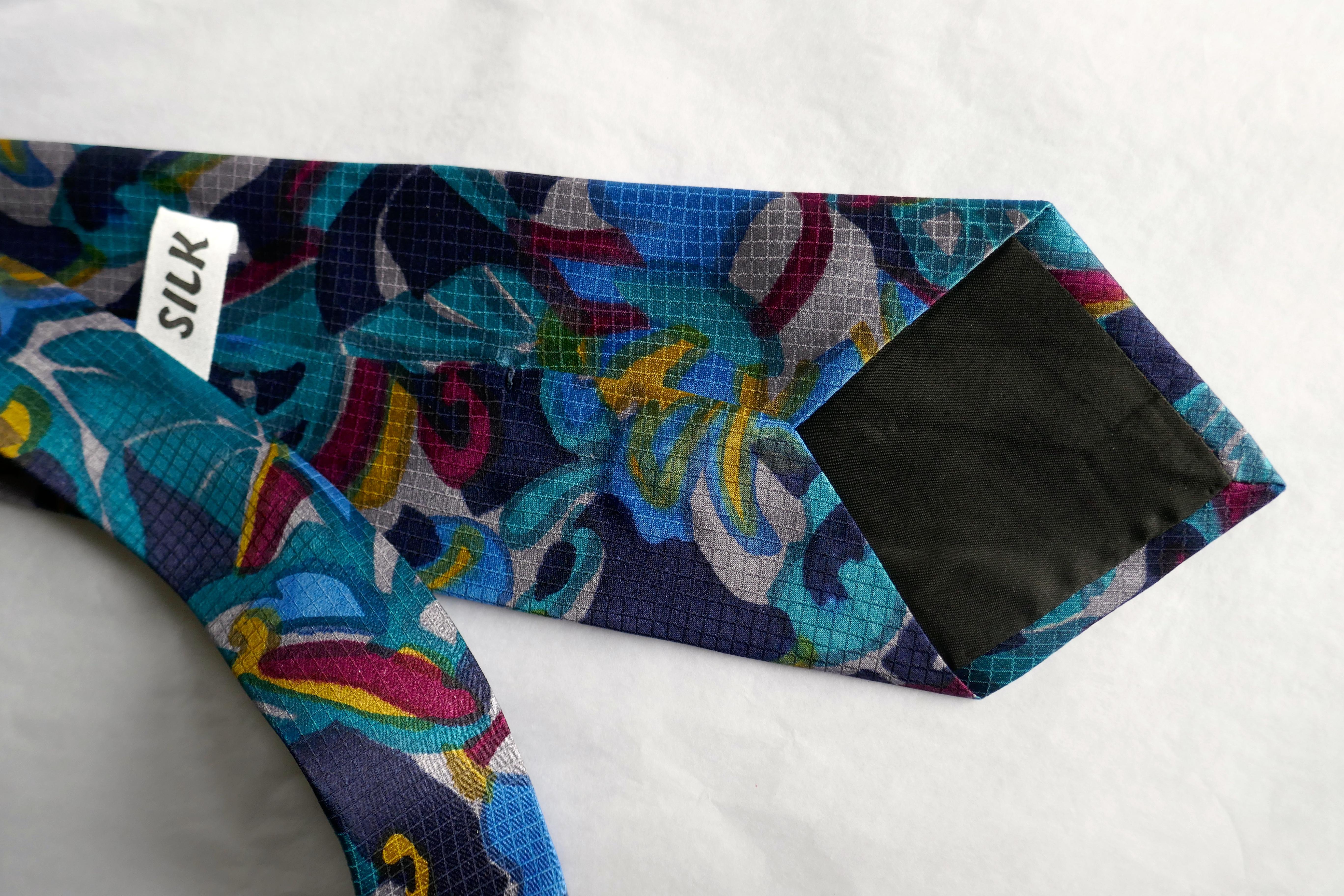 Psychedelic Vintage Retro Silk Tie, Pop Art Classic from 1960s In Good Condition For Sale In Chillerton, Isle of Wight