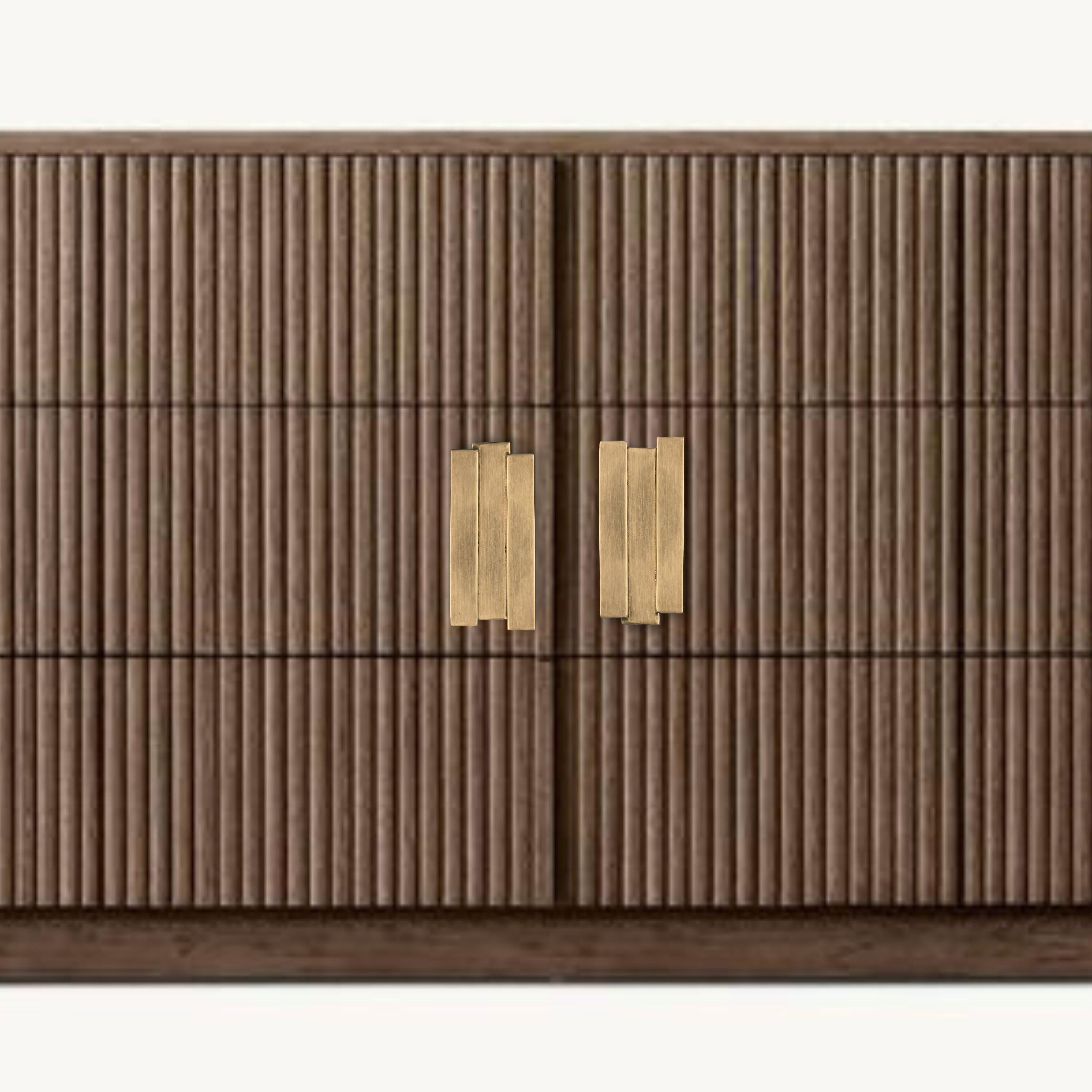 Contemporary Solid brass cabinet pull 13/6cm Art deco collection For Sale