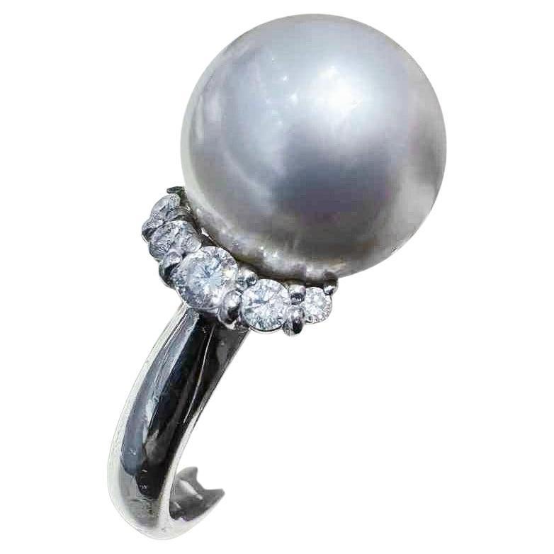 【Lustre Arc】Classic Diamond Arc AAAA Tahitian Pearl Cocktail Ring in Platinum For Sale