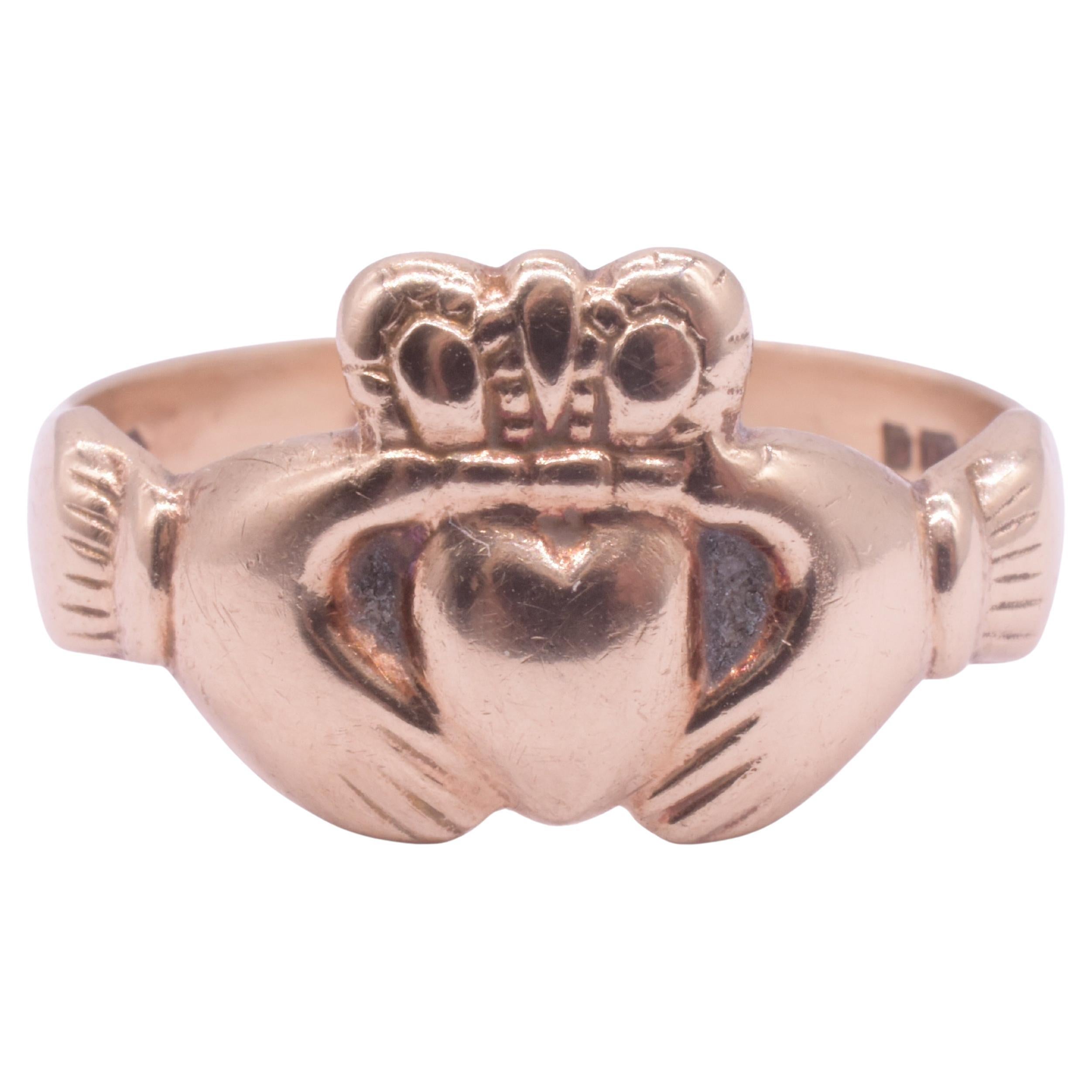 HM London 1970 Irish Claddagh Hand Clasping Heart Ring, size 10