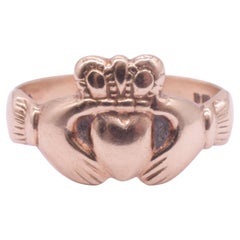 HM London 1970 Irish Claddagh Hand Clasping Heart Ring, size 10