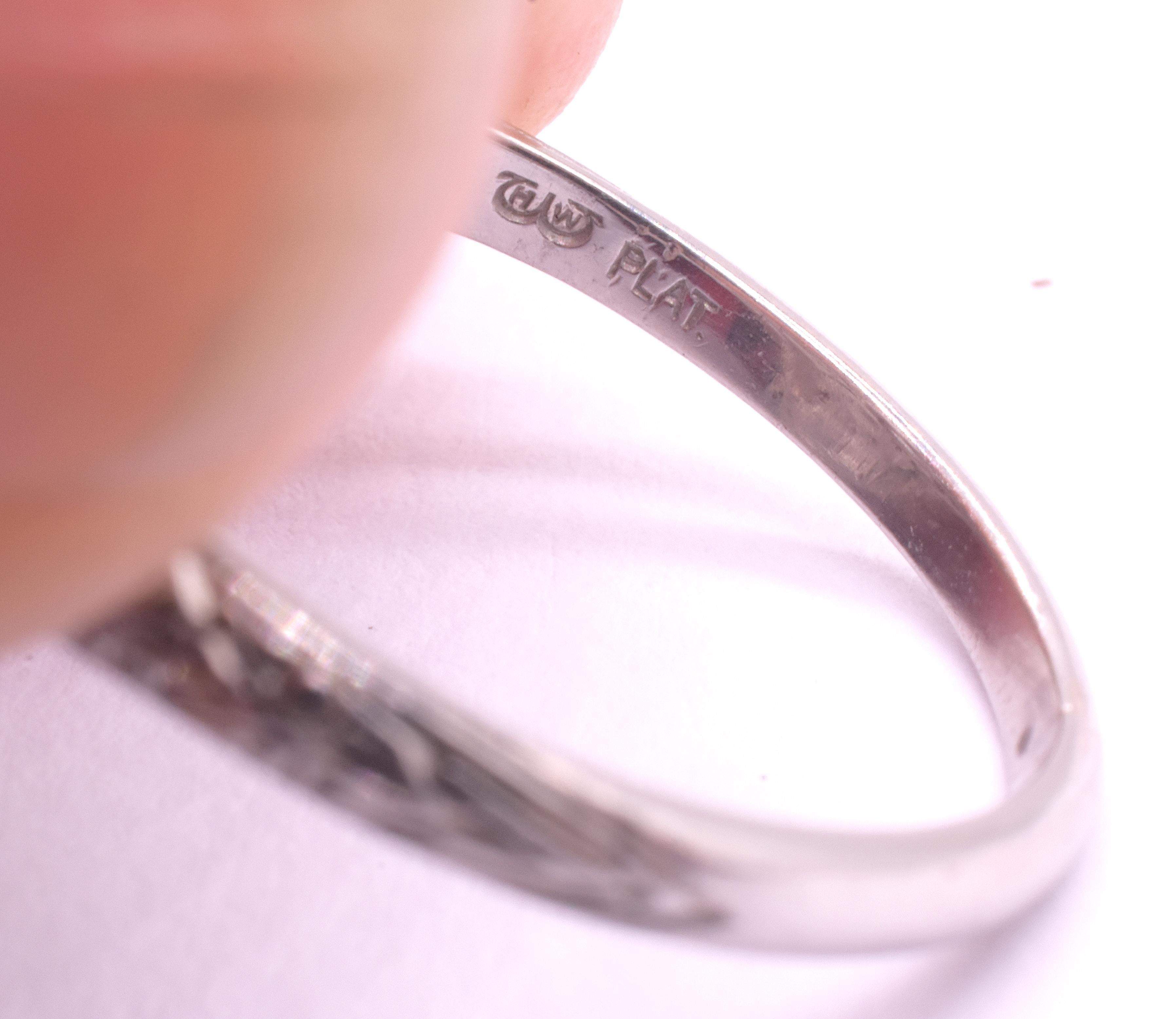 Anello con triplo diamante Art Deco a forma di marquise in vendita 4