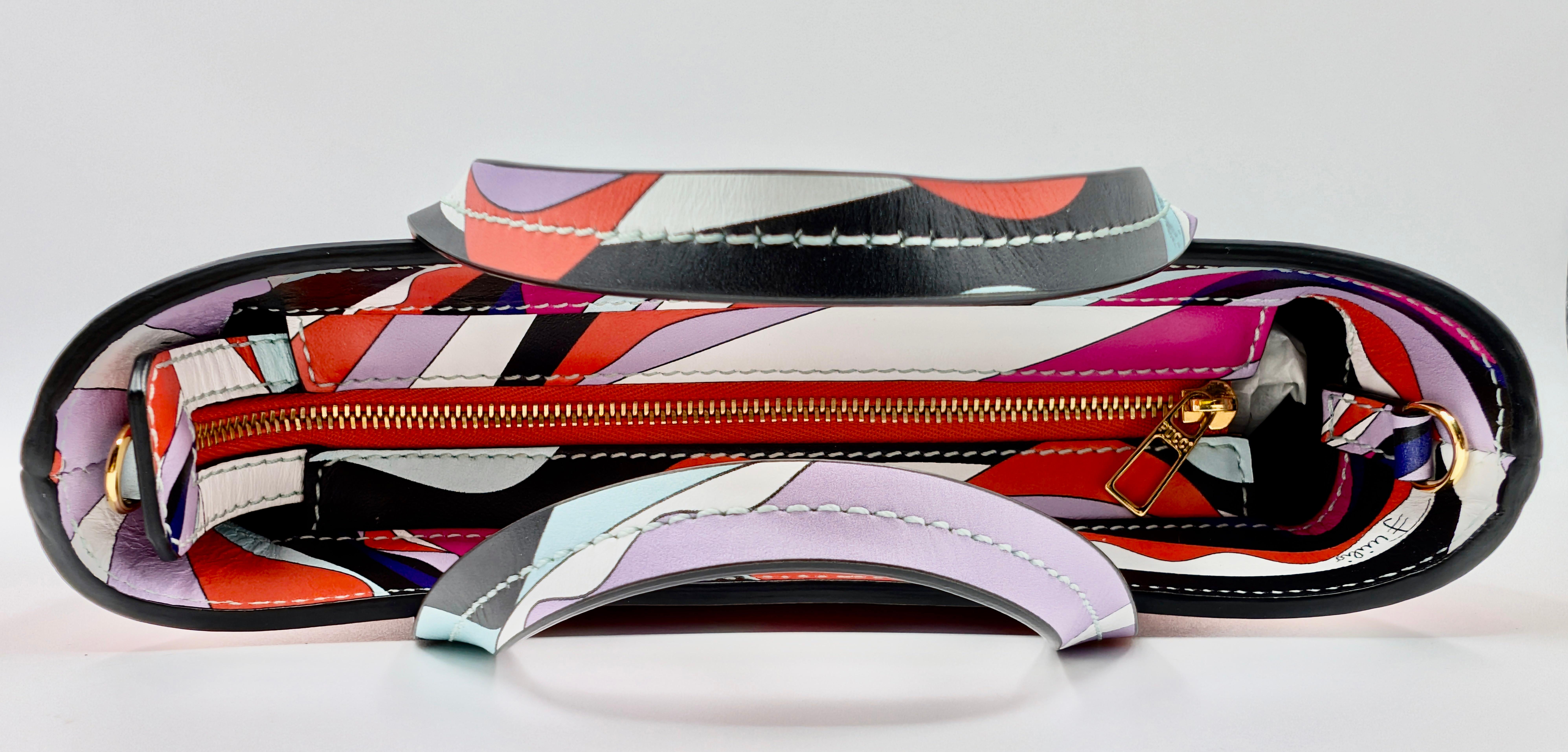 Donna Borsa PUCCI Capri in vendita