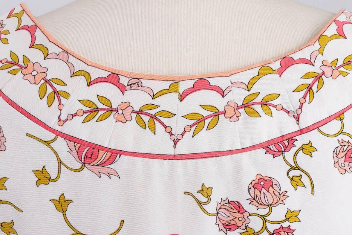 Pucci Cotton Flower Dress, Size 36FR For Sale 2