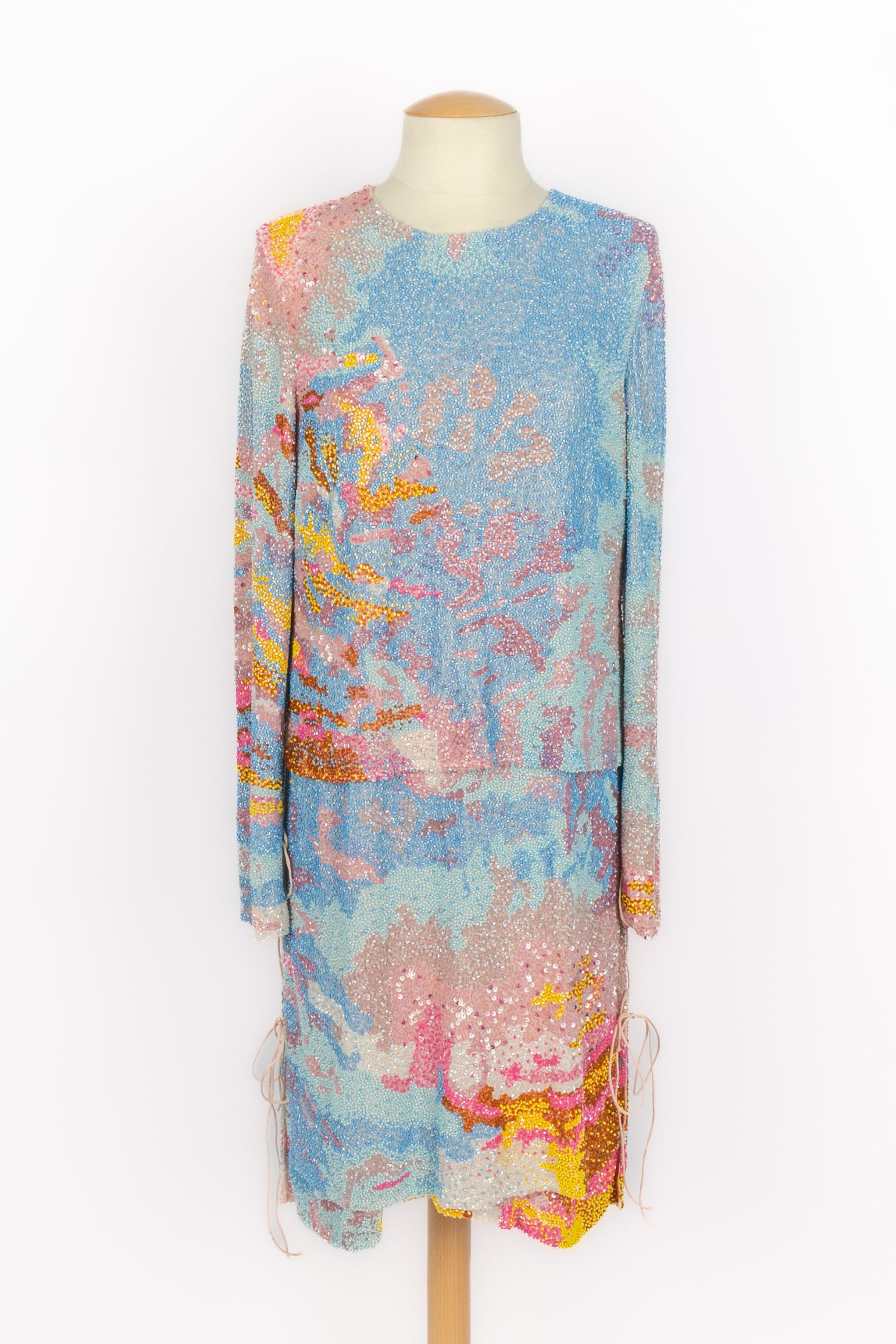 PUCCI - (Made in Italy) Silk dress embroidered with pearls and blue, pink, and yellow sequins. It is made of three layers of fabric overlaid. Size 40IT. 2016 Spring-Summer Collection under the artistic direction of Massimo