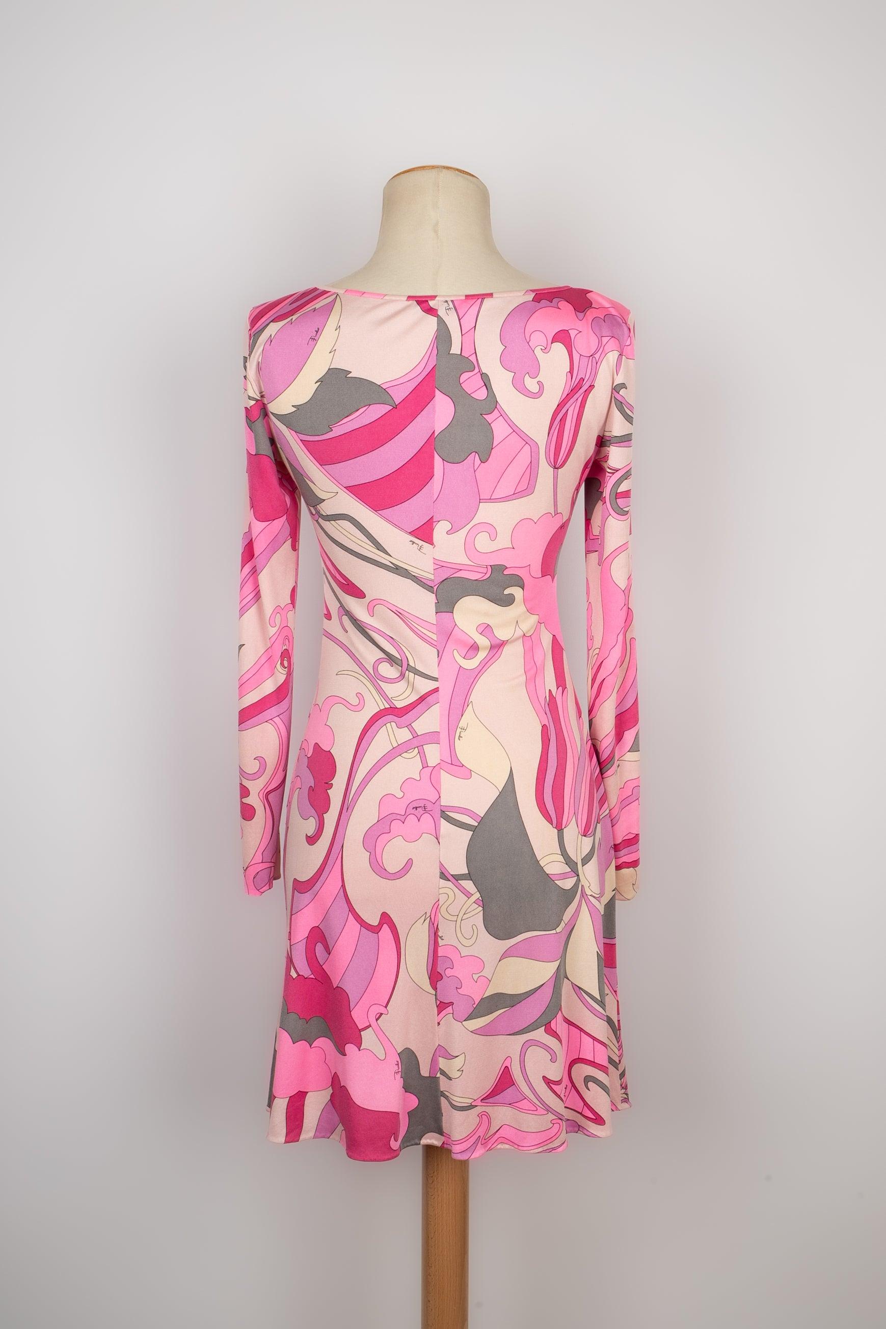 Pucci Short Silk Jersey Dress in Pink Tones In Good Condition For Sale In SAINT-OUEN-SUR-SEINE, FR