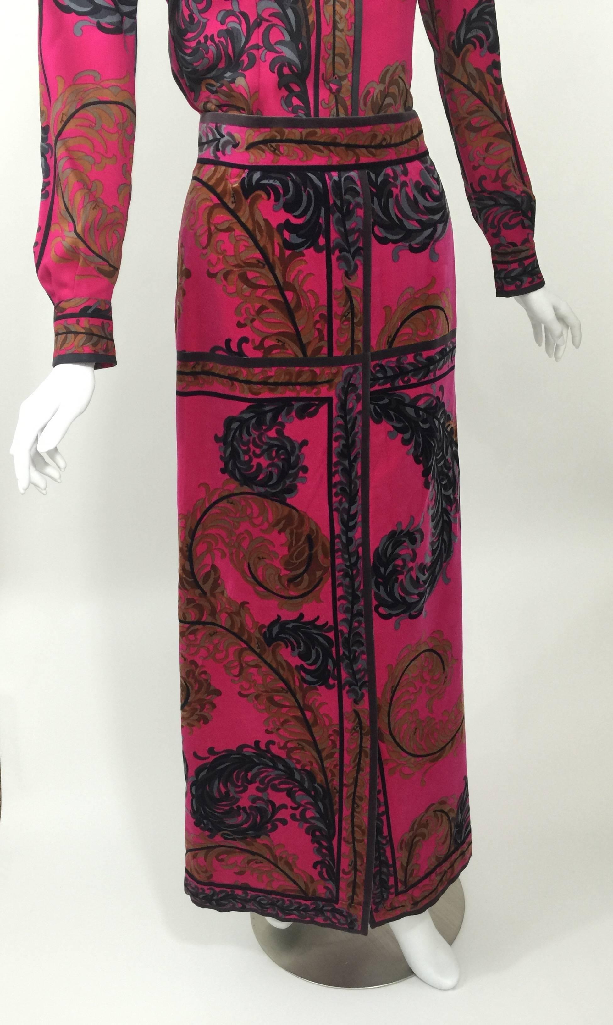 Pucci Set aus bedruckter Wolle, Bluse und Maxi-Samtrock, selten, 1970er Jahre im Zustand „Hervorragend“ im Angebot in Boca Raton, FL