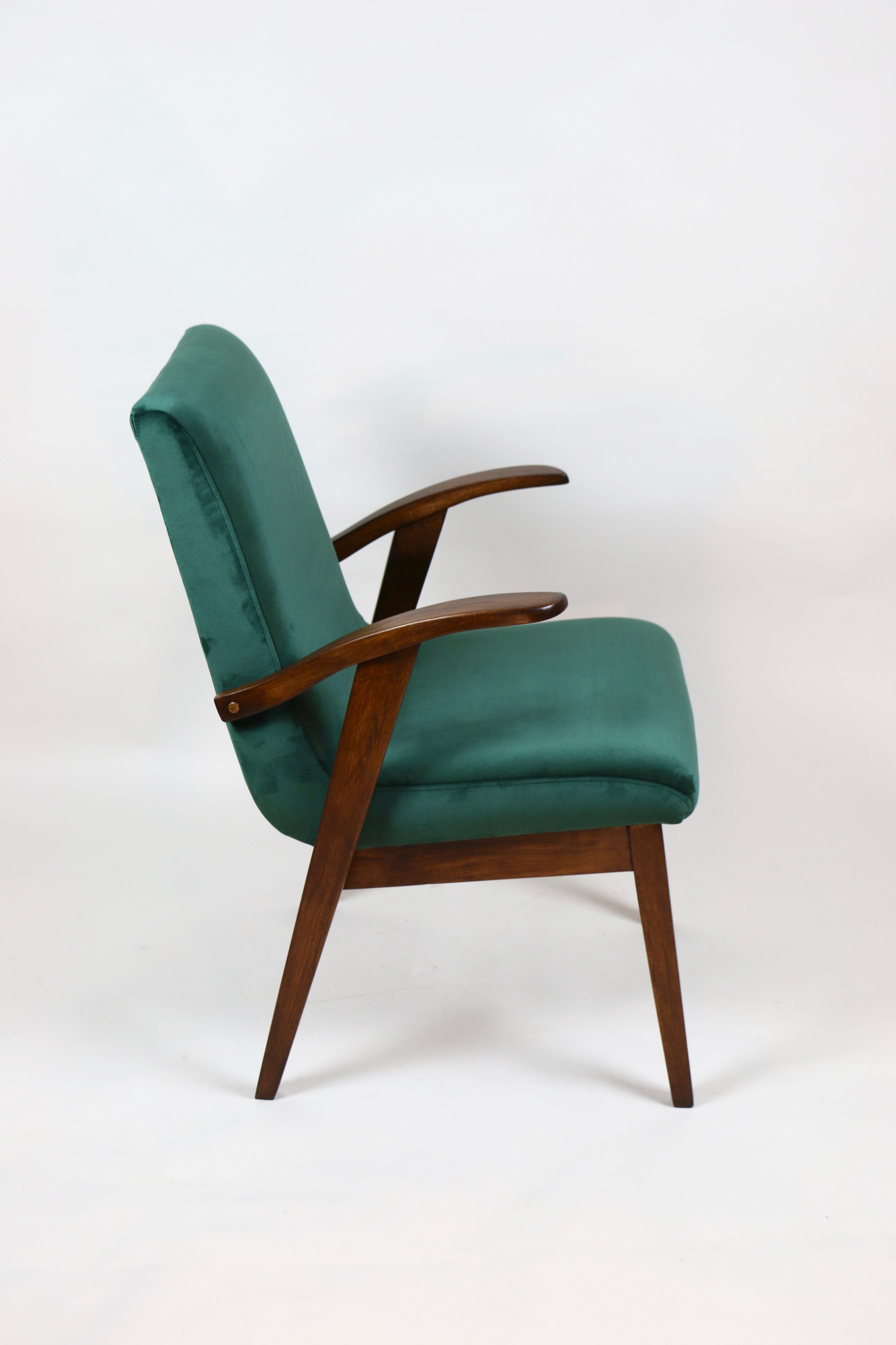 Woodwork Puchala Armchair in Green Velvet from 1970s For Sale