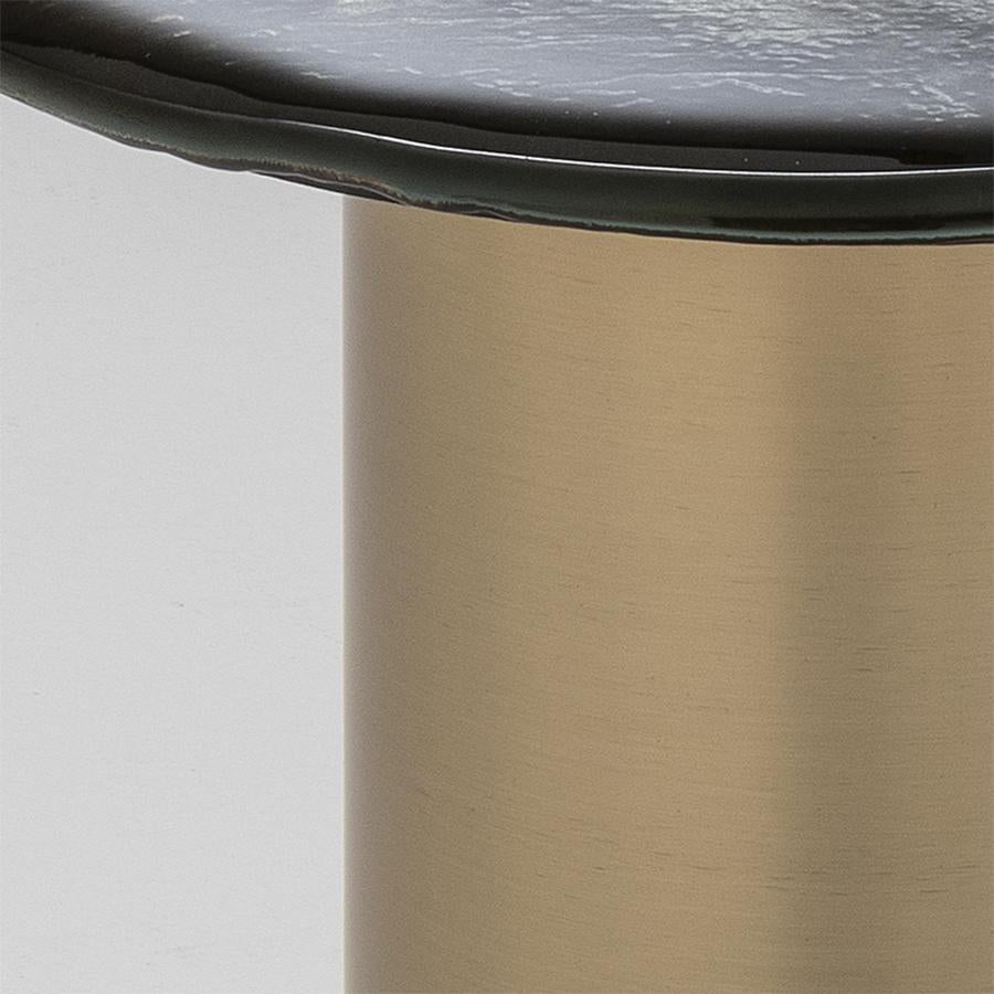 Brossé Table d'appoint moyenne Puddle en vente
