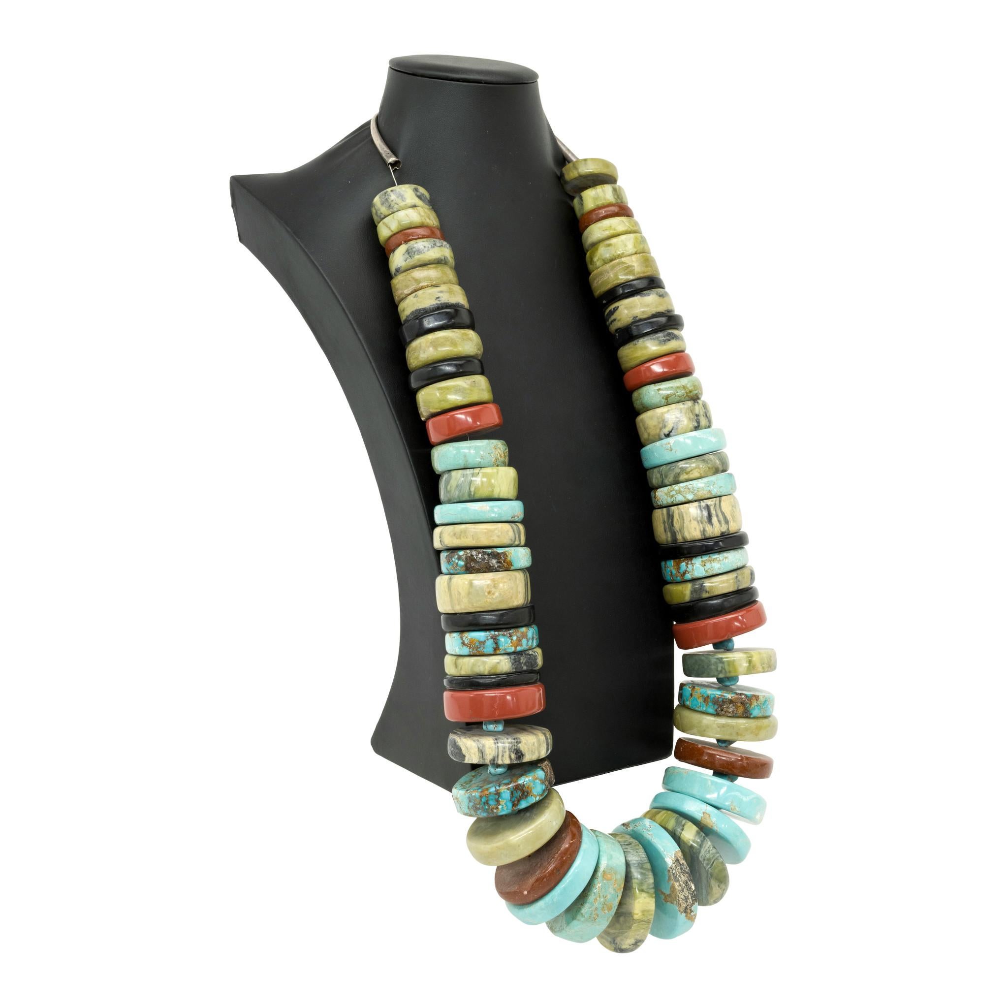 Pueblo Chief's Necklace In Good Condition For Sale In Coeur d Alene, ID