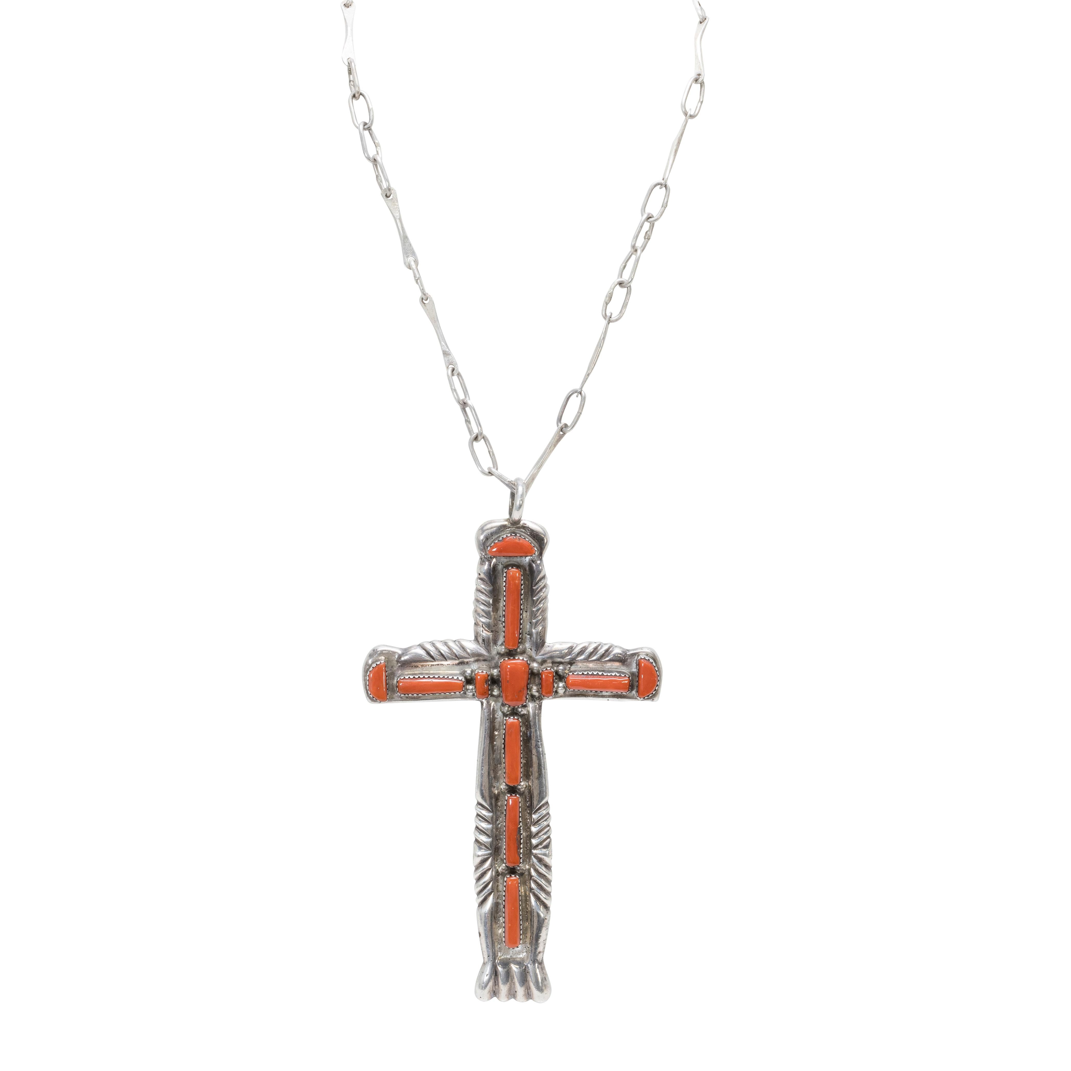 Pueblo Koralle und Sterling Kreuz Halskette im Angebot 1