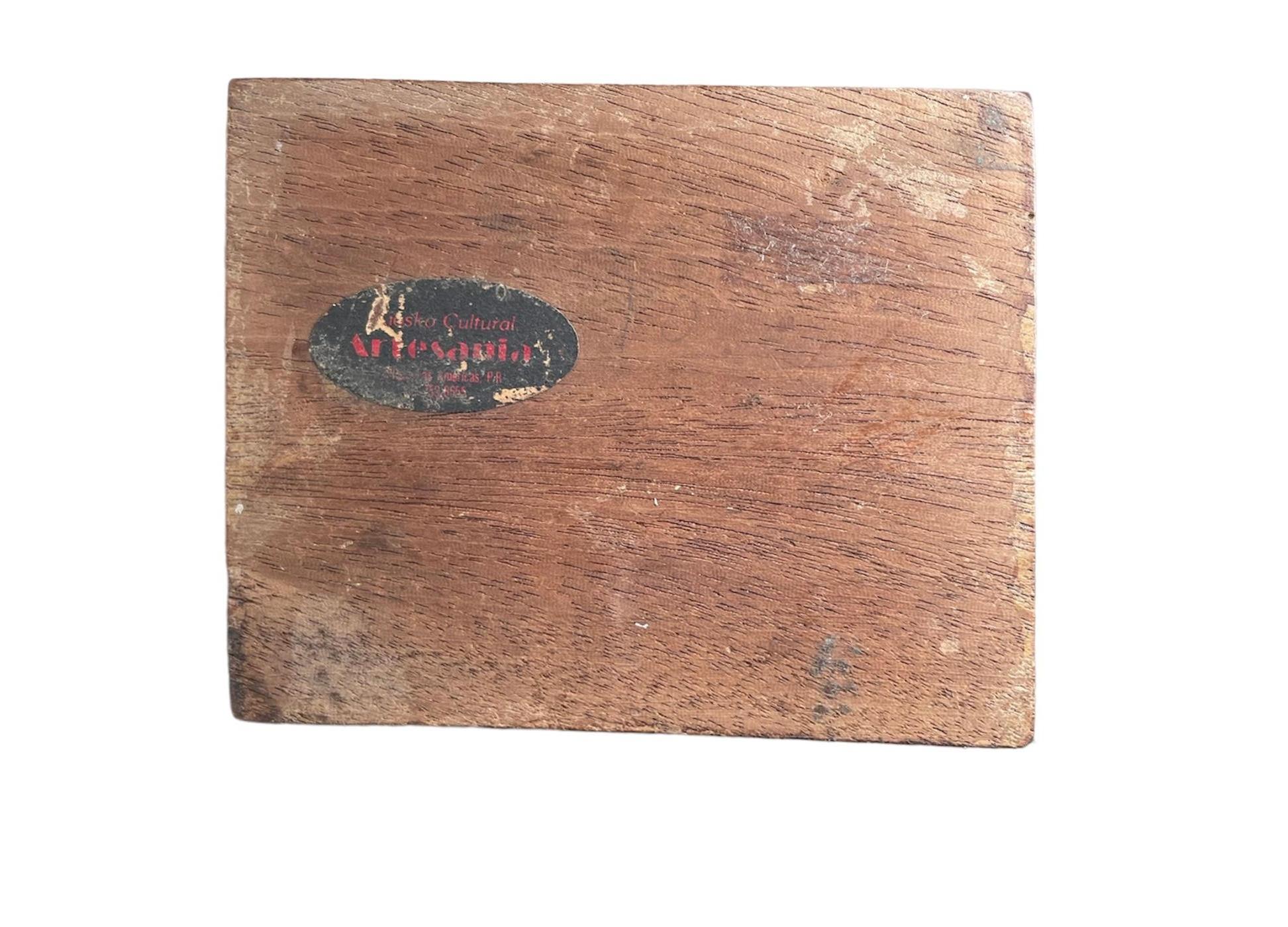Puerto Ricanische handgefertigte Holz- Hahn-Skulptur aus Holz (20. Jahrhundert) im Angebot