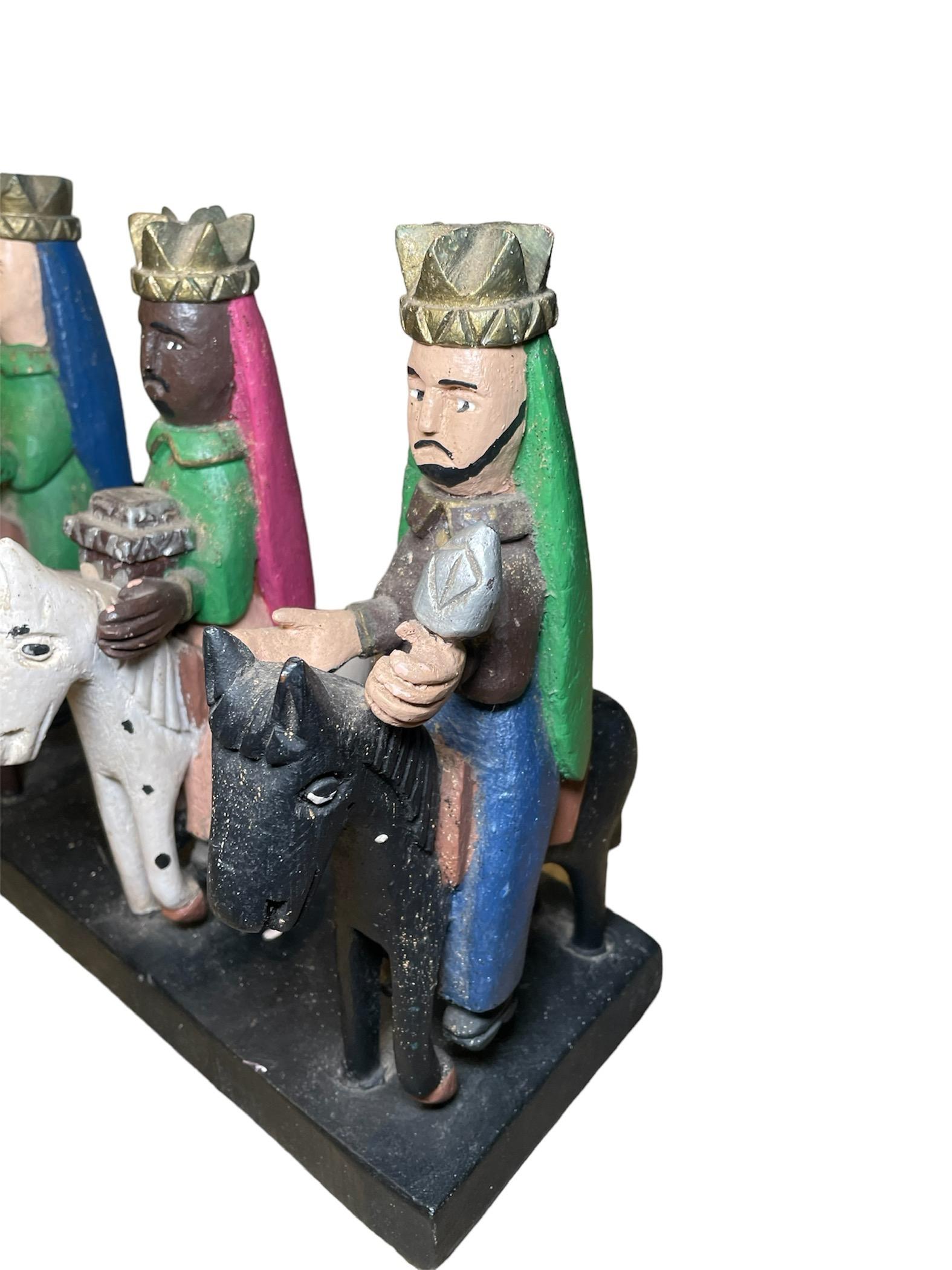 Hand-Carved Puerto Rican Santos de Palos -Three Wise Men Wood Carved Sculptures For Sale