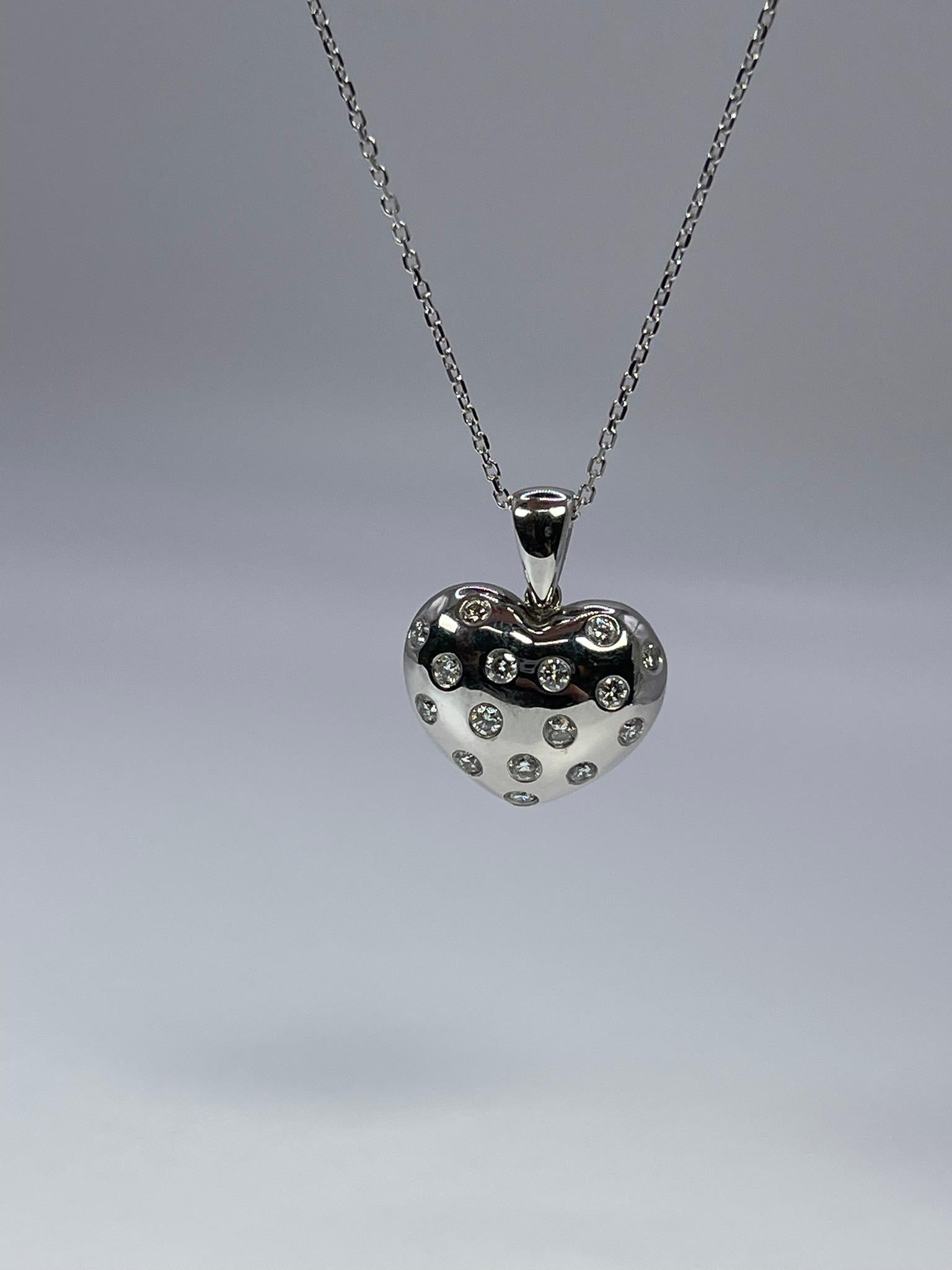 Round Cut Puff Heart Pendant Necklace 14kt White Gold 0.40ct Diamonds Pendant Necklace For Sale
