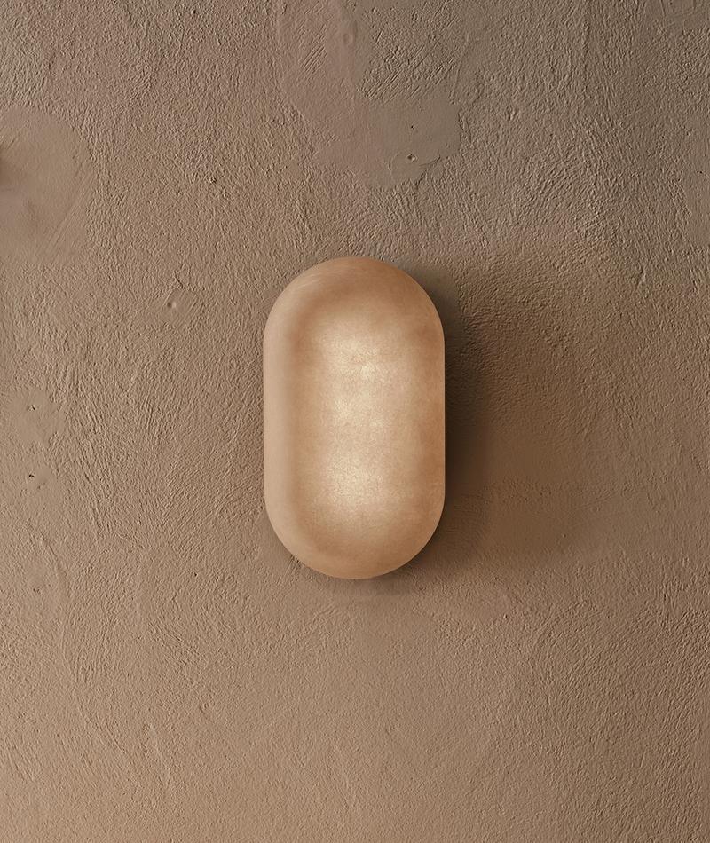 L�ámpara Puffball de fibra de vidrio y aluminio en bruto by Faye Toogood Estadounidense en venta