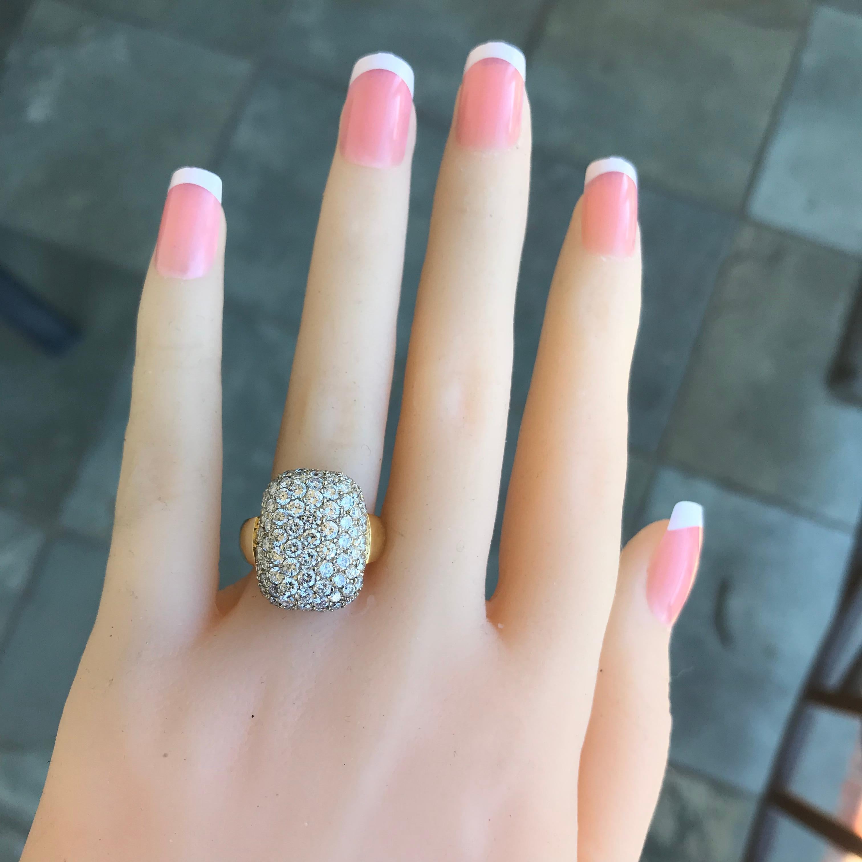Puffed Paved Ring, Diamant 3,17 Karat, G-H, VS-SI, 18 Karat YG und WG (Rundschliff) im Angebot