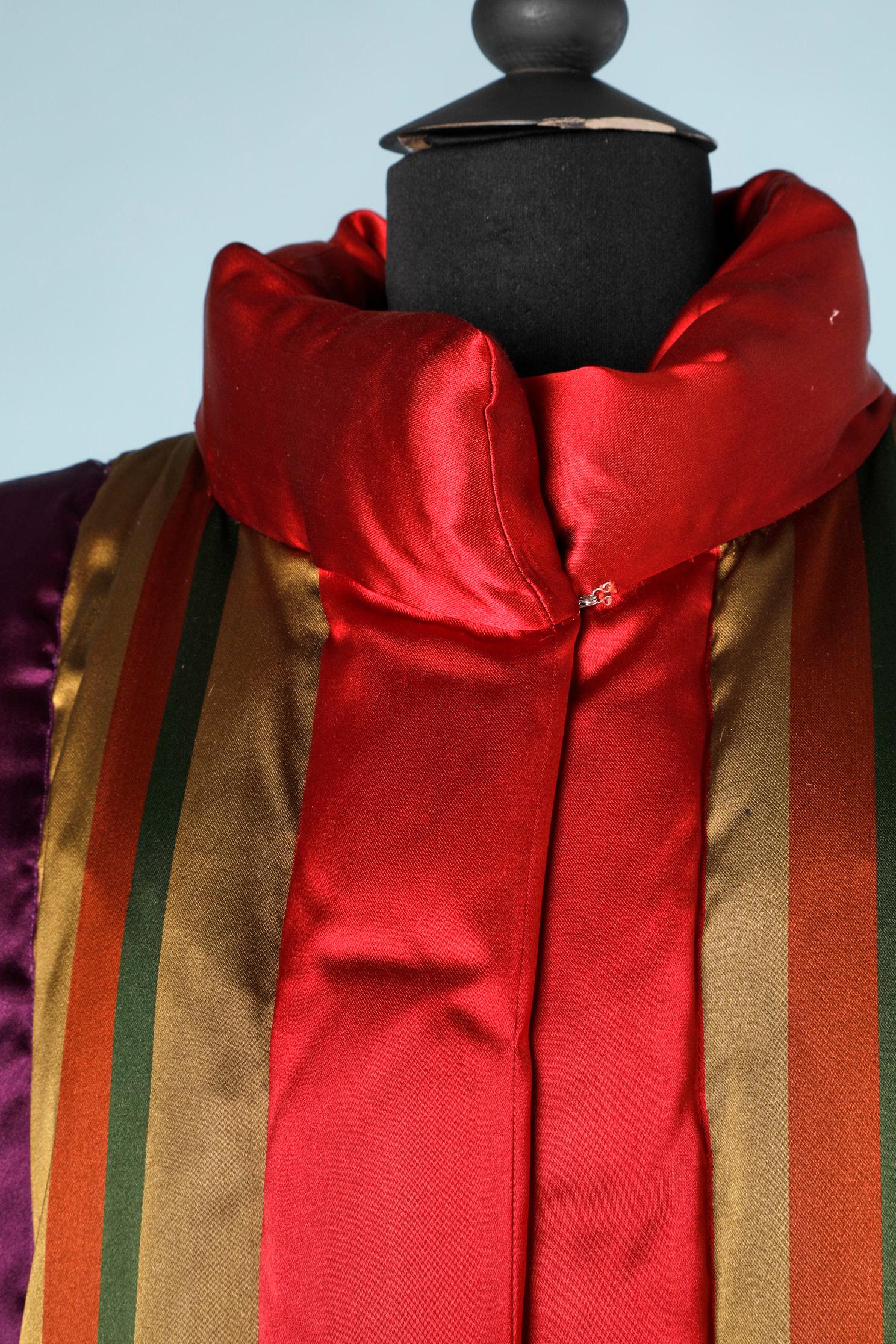 Oscar de la Renta Pufferjacke aus mehrfarbigem Satin (Rot)