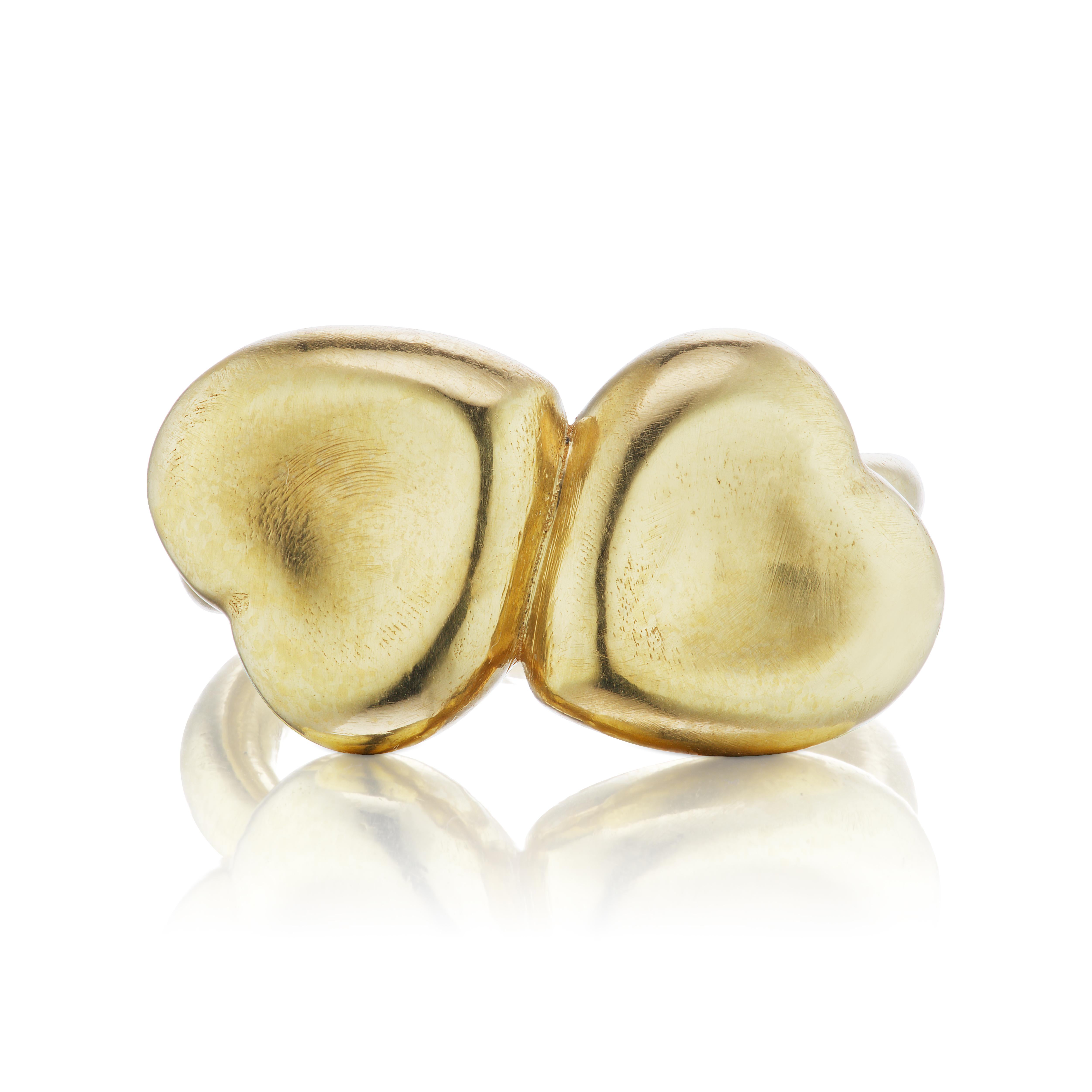 Puffy Double Heart Ring 18 Karat Yellow Gold For Sale 3