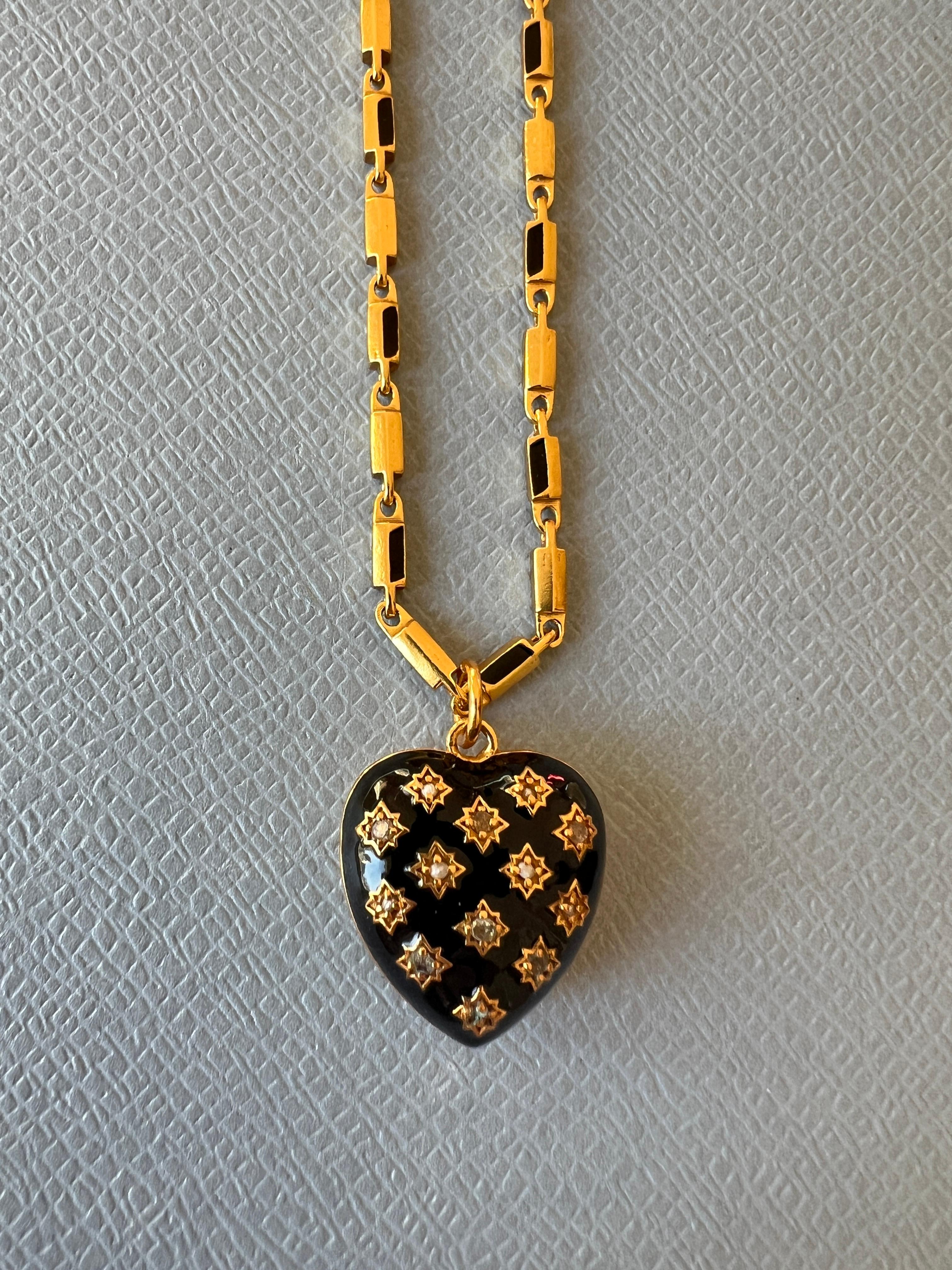 Collana con cuore gonfio Diamante bianco Smalto nero Stile vittoriano in vendita 4