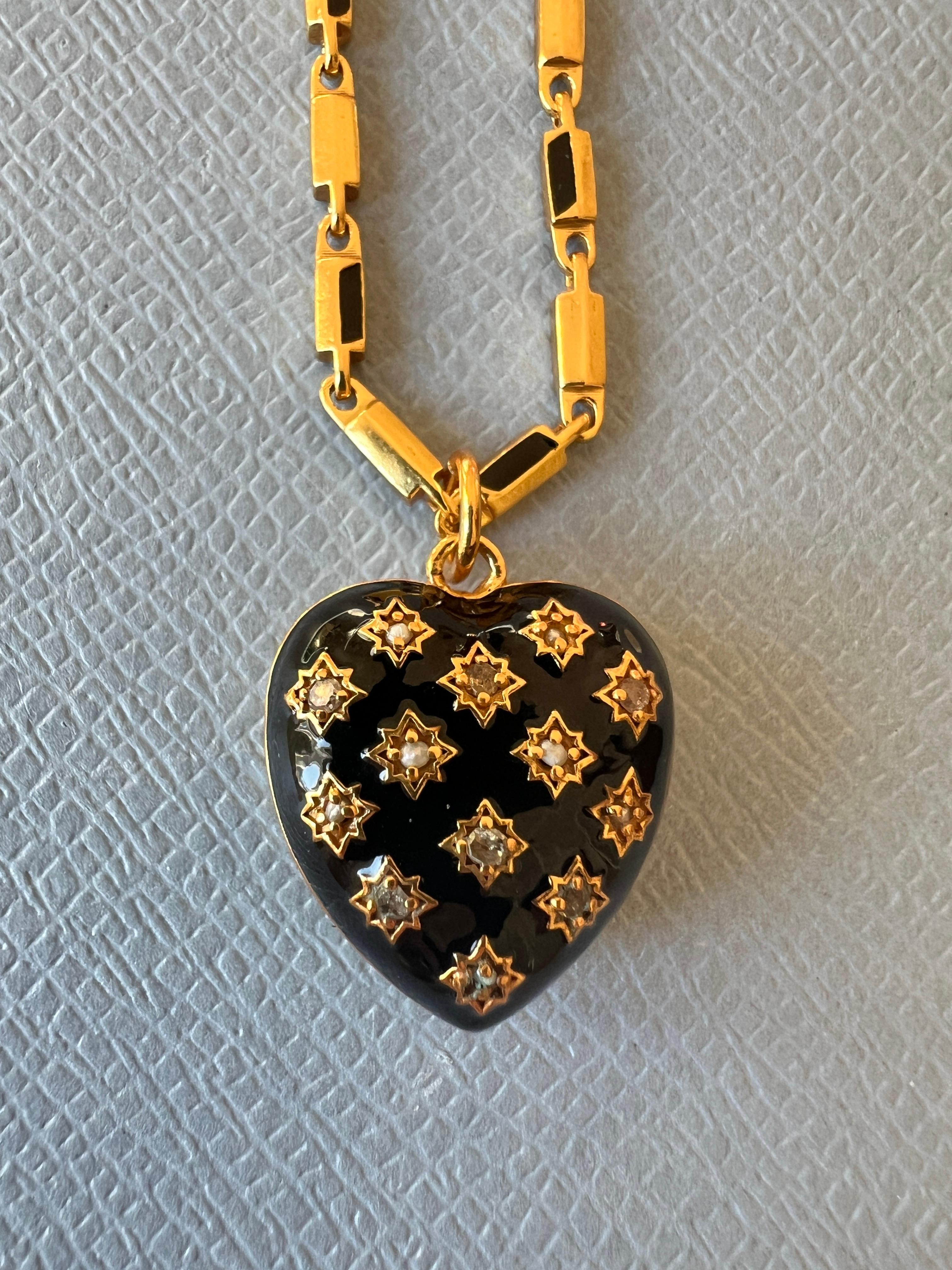 Collana con cuore gonfio Diamante bianco Smalto nero Stile vittoriano in vendita 3