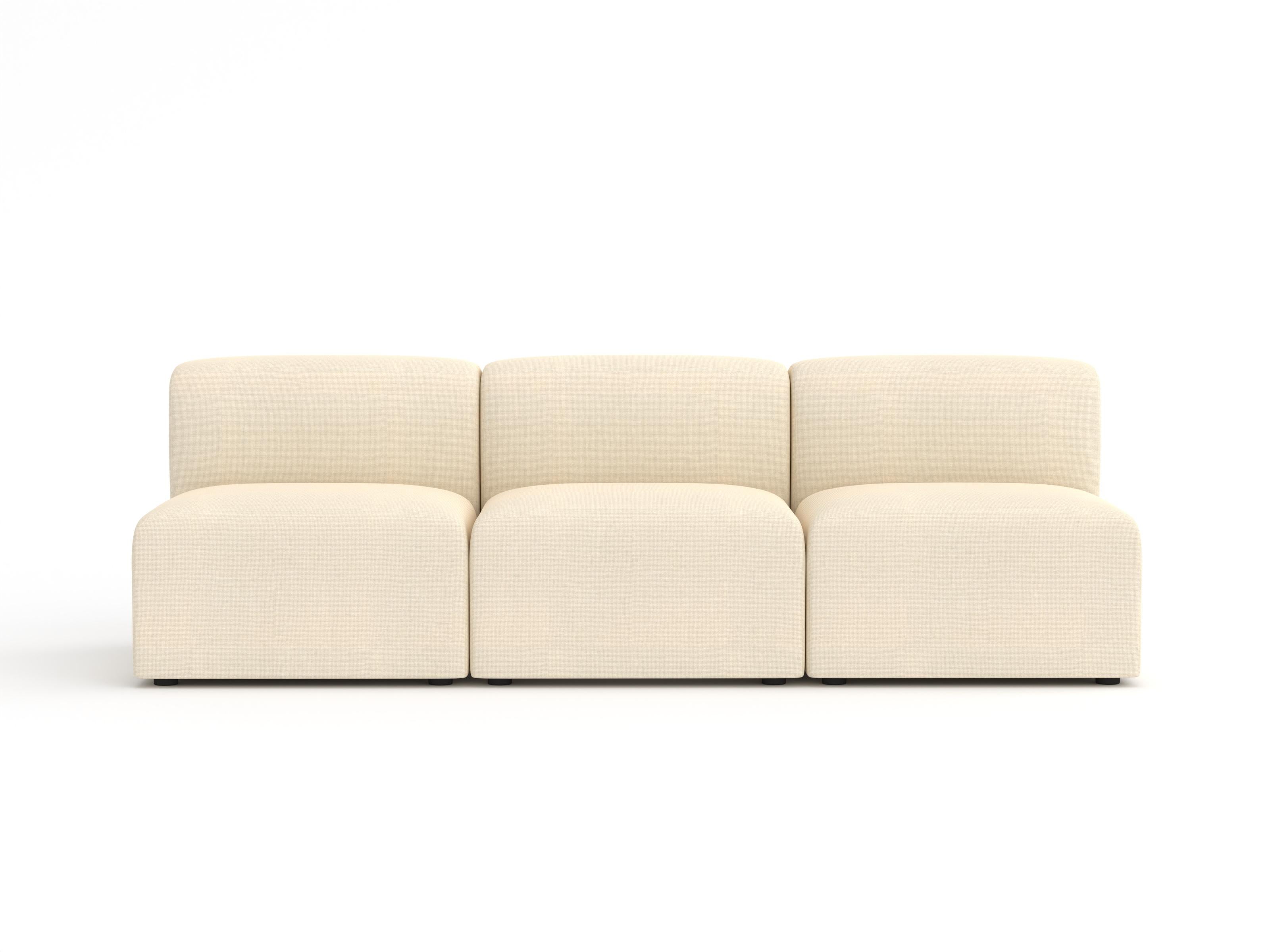 Divano Puffy Unit di Formiing, Hallingdal Ivory
Fabrice: Hallingdal 100

Personalizzazione: Disponibile in un'ampia gamma di tessuti e colori. Collegabile a più unità. 

CAT 1: Remix
CAT 2: Steelcut, Re-wool
CAT 3: Hallingdal, Harald 
CAT 4: Planum,