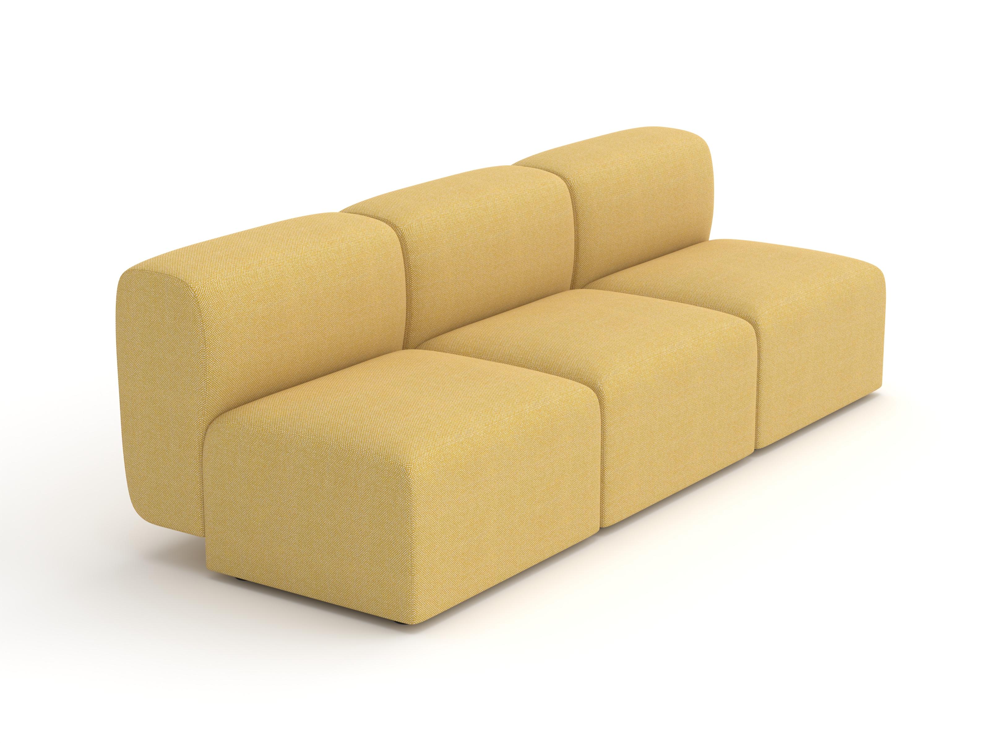 Divano Puffy Unit di Formiing, Hallingdal Yellow
Fabrice: Hallingdal 407

Personalizzazione: Disponibile in un'ampia gamma di tessuti e colori. Collegabile a più unità. 

CAT 1: Remix
CAT 2: Steelcut, Re-wool
CAT 3: Hallingdal, Harald 
CAT 4: