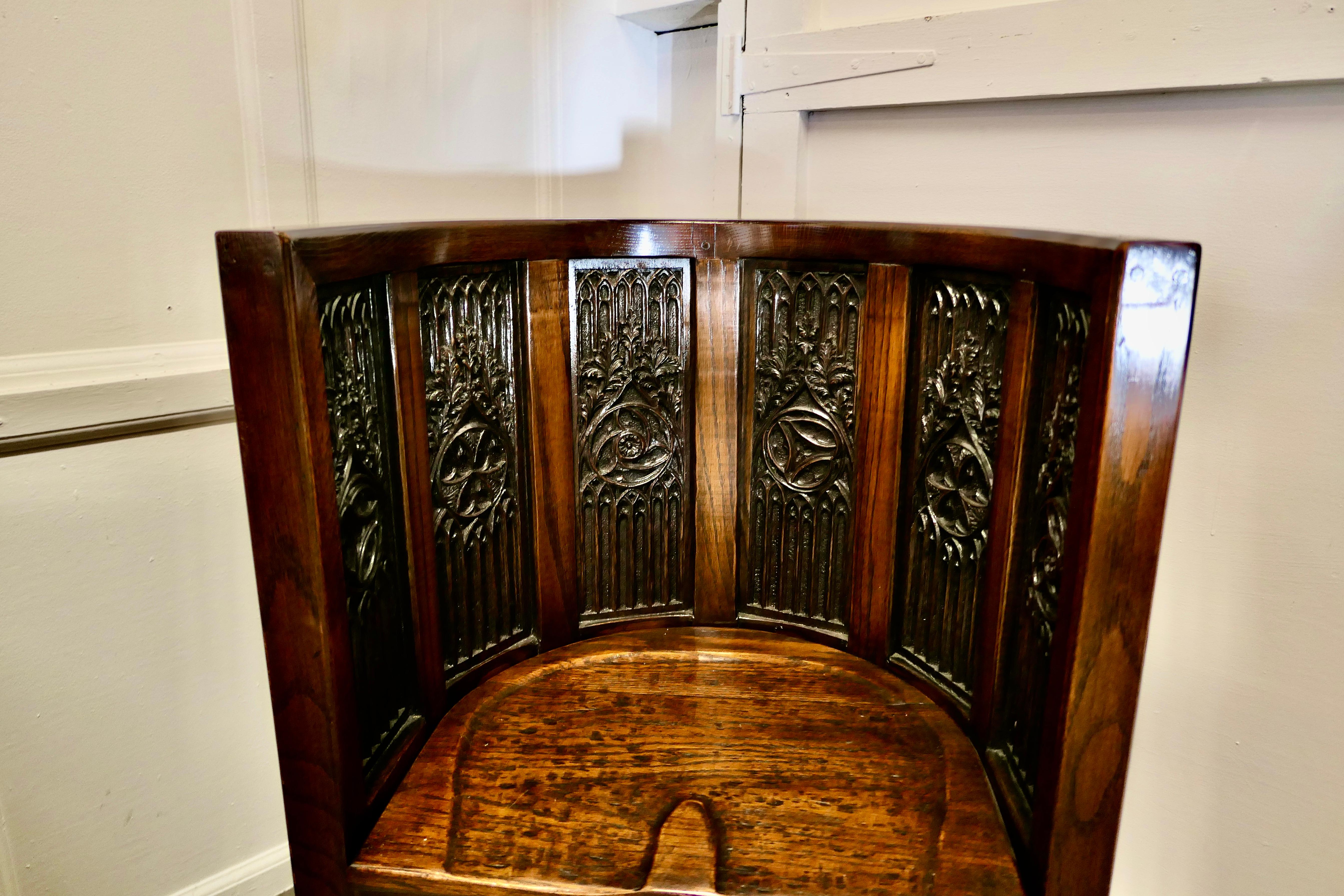 Pugin Inspired Arts and Crafts Carved Barrel Back Hall Chairs For Sale 5