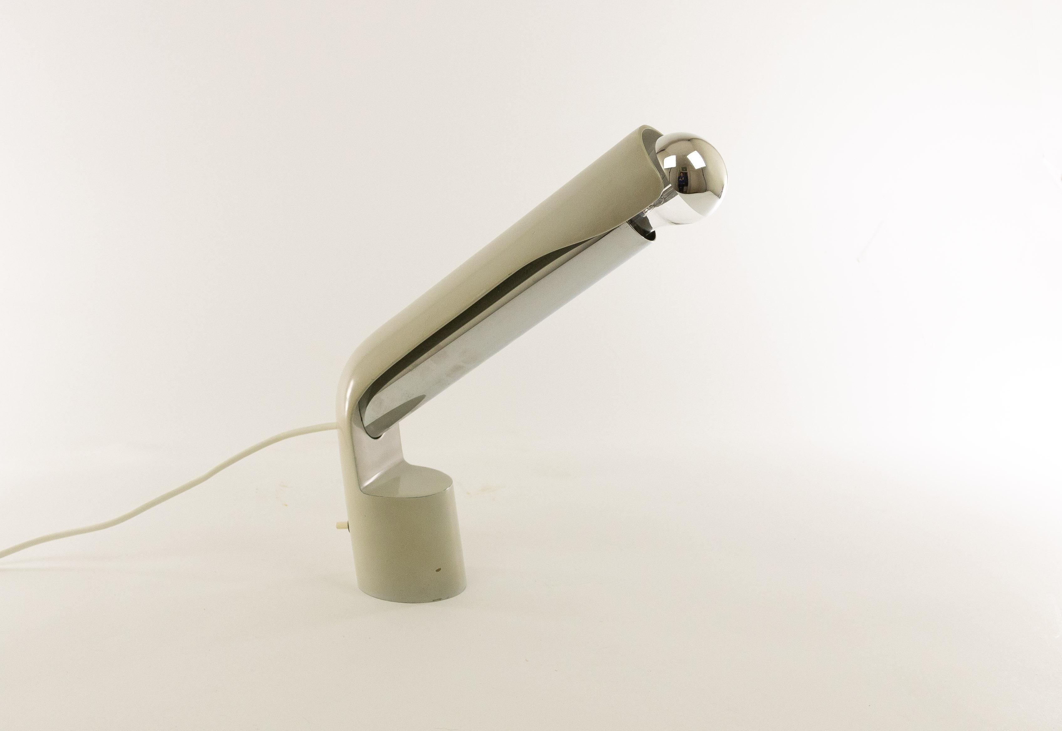 Pugno Table Lamp by Richard Carruthers for Fontana Arte, 1971 In Good Condition For Sale In Rotterdam, NL